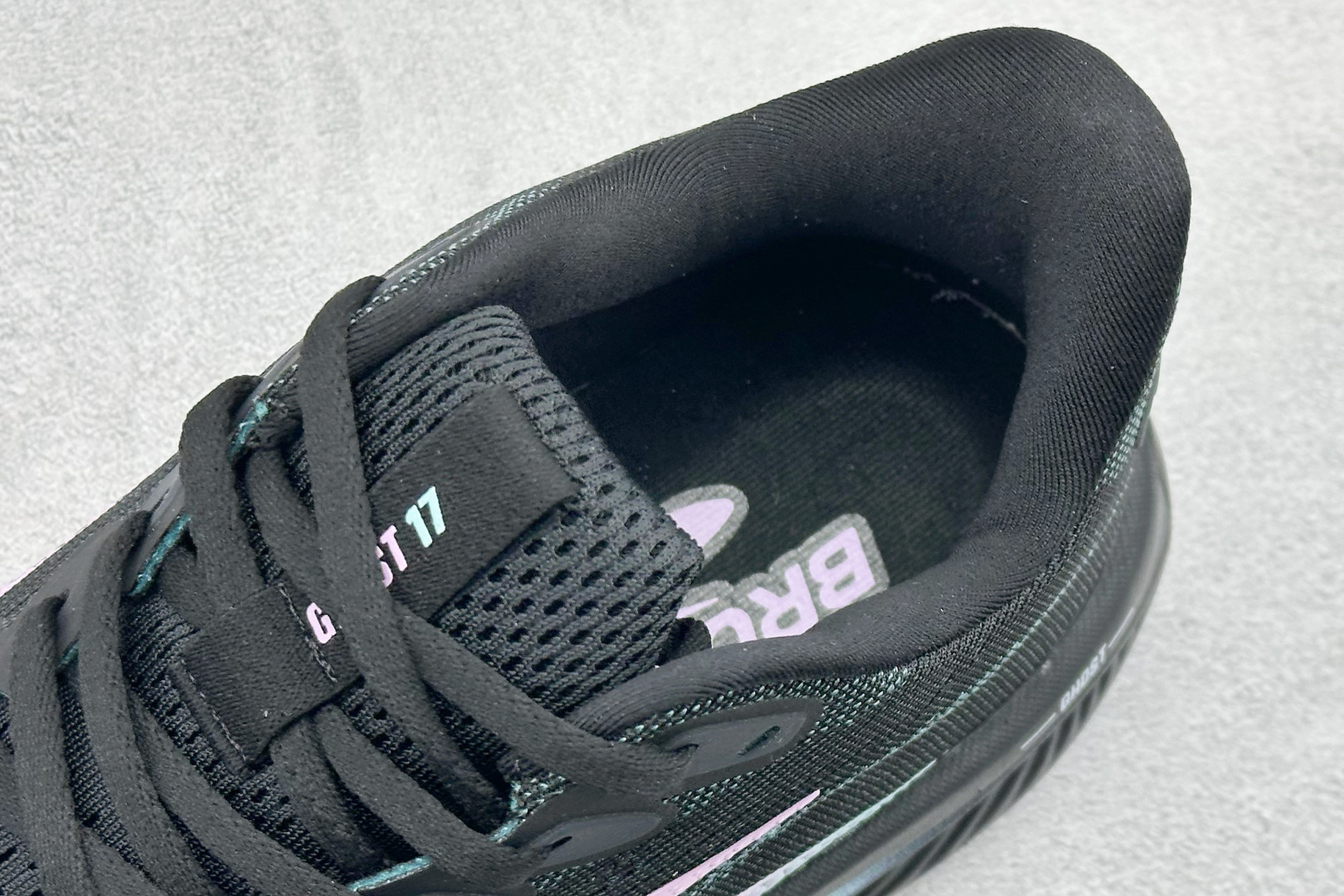 180 Z版Brooks Ghost 17 布鲁克斯 减震竞速马拉松专业跑鞋 120431-1B-081-Chinese UA Cheap High Quatity Brand Clothes Bags handbags Sneakers wholesale wholesaler seller from China Factory suppliers Fashion Clothing Shoes best Quality Beautiful Price 180 Z版Brooks Ghost 17 布鲁克斯 减震竞速马拉松专业跑鞋 120431-1B-081