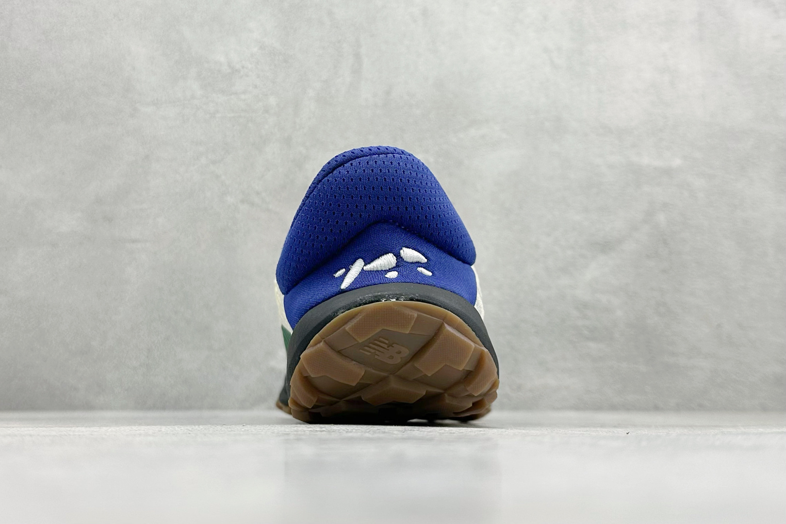 200 XC版New Balance NB MT10O 舒适时尚 减震耐磨 低帮 生活休闲鞋 UM10LIS