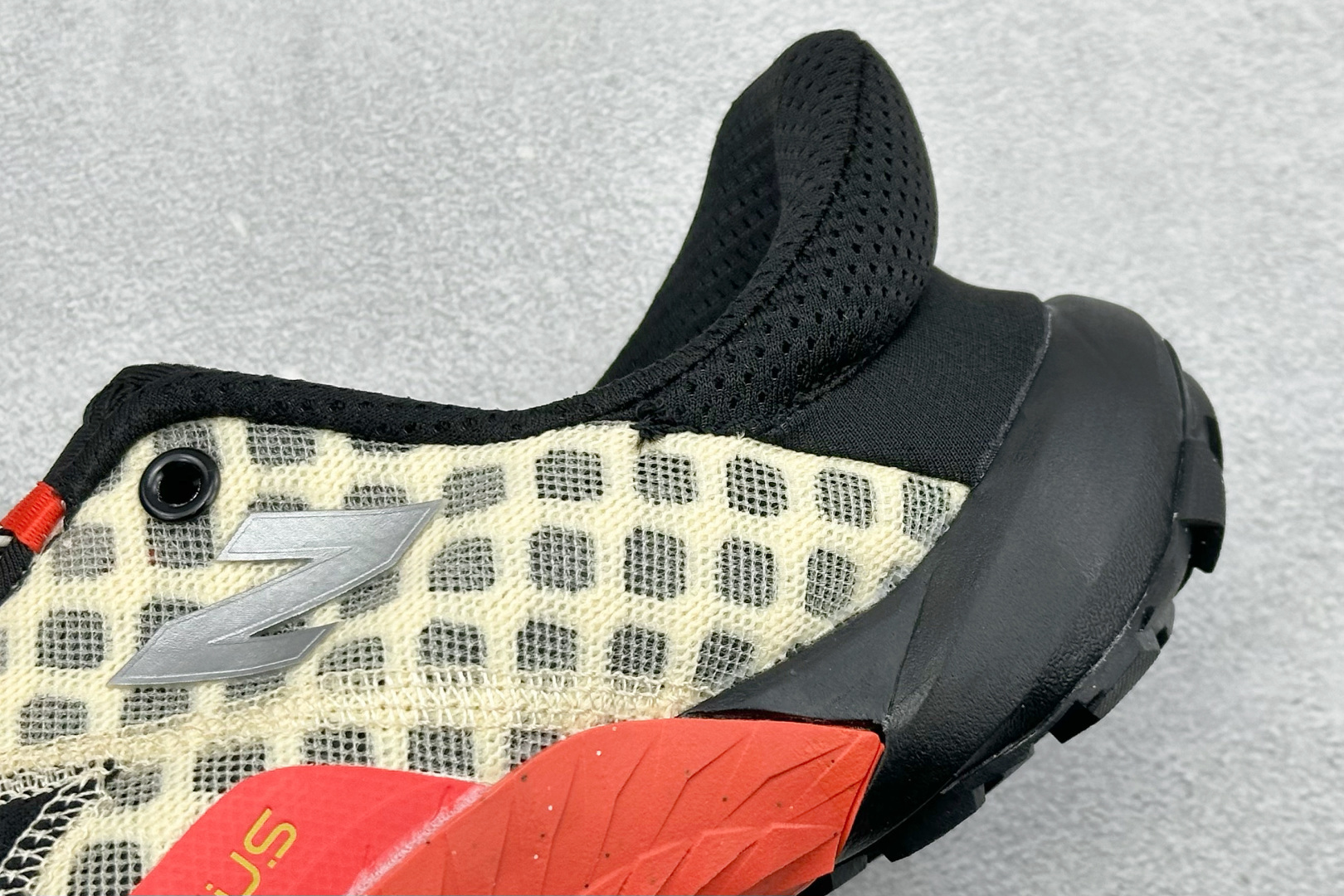 XC版New Balance NB MT10O 舒适时尚 减震耐磨 低帮 生活休闲鞋 WTM10LH1