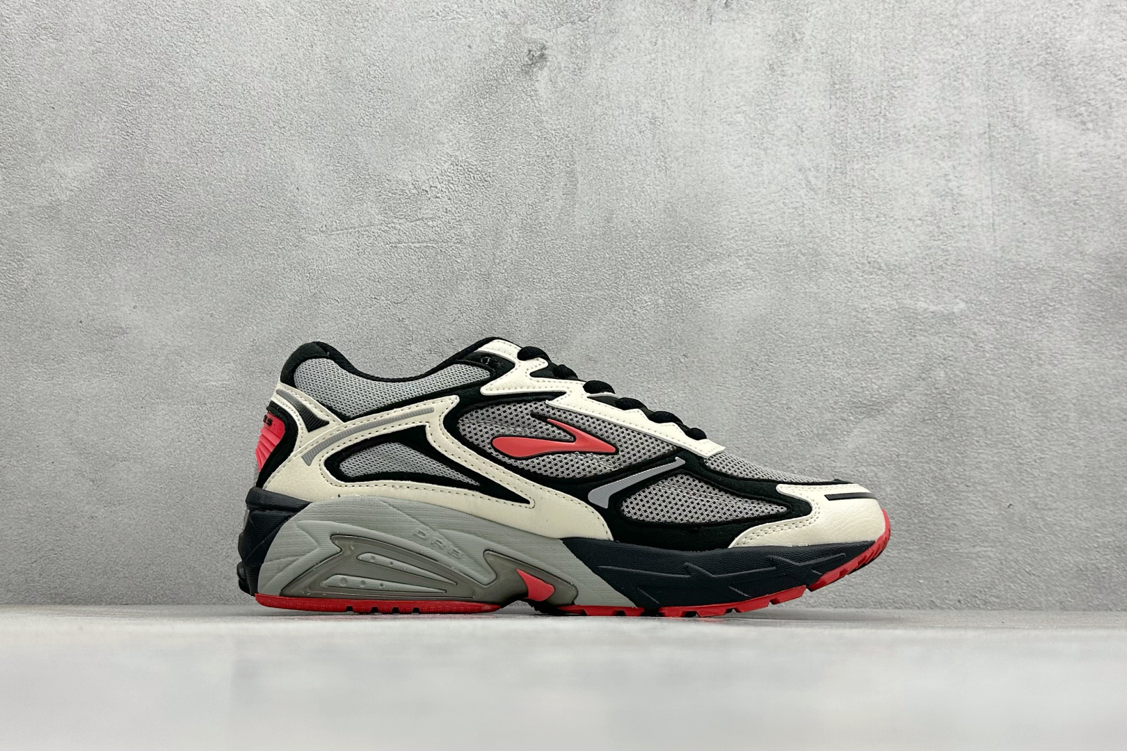 200 Brooks 布鲁克斯 Staple x Adrenaline GTS 4 超弹轻盈跑步鞋 低帮透气缓震支撑休闲运动慢跑鞋 110508-1D-042-Chinese UA Cheap High Quatity Brand Clothes Bags handbags Sneakers wholesale wholesaler seller from China Factory suppliers Fashion Clothing Shoes best Quality Beautiful Price 200 Brooks 布鲁克斯 Staple x Adrenaline GTS 4 超弹轻盈跑步鞋 低帮透气缓震支撑休闲运动慢跑鞋 110508-1D-042