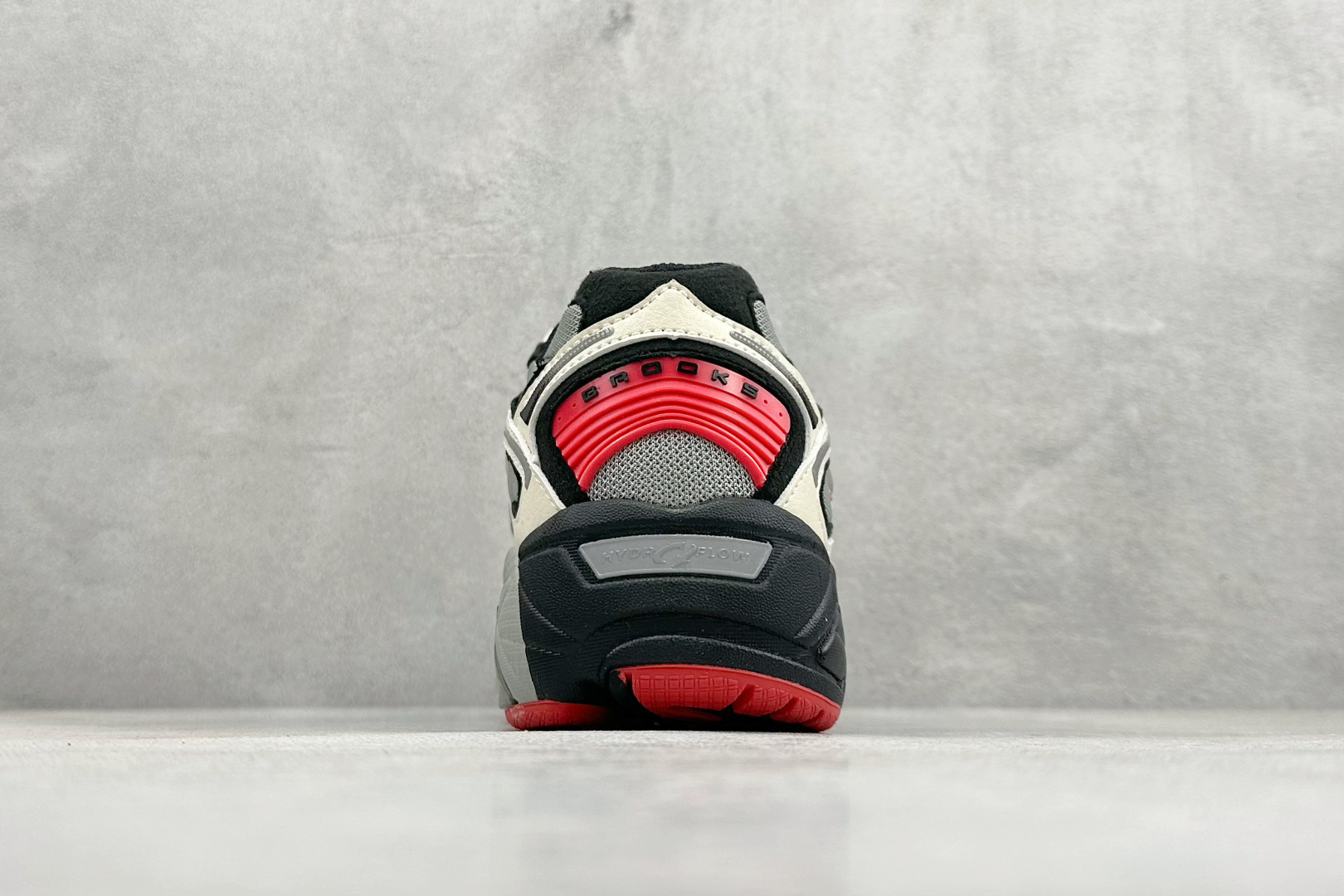 200 Brooks 布鲁克斯 Staple x Adrenaline GTS 4 超弹轻盈跑步鞋 低帮透气缓震支撑休闲运动慢跑鞋 110508-1D-042-Chinese UA Cheap High Quatity Brand Clothes Bags handbags Sneakers wholesale wholesaler seller from China Factory suppliers Fashion Clothing Shoes best Quality Beautiful Price 200 Brooks 布鲁克斯 Staple x Adrenaline GTS 4 超弹轻盈跑步鞋 低帮透气缓震支撑休闲运动慢跑鞋 110508-1D-042