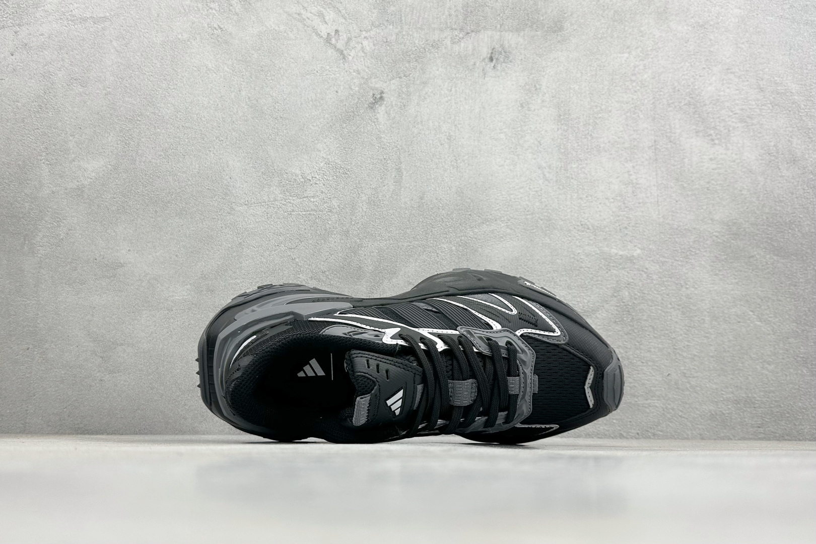 Adidas XLG STORM EDGE 舒适百搭减震耐磨透气老爹鞋 JQ1666