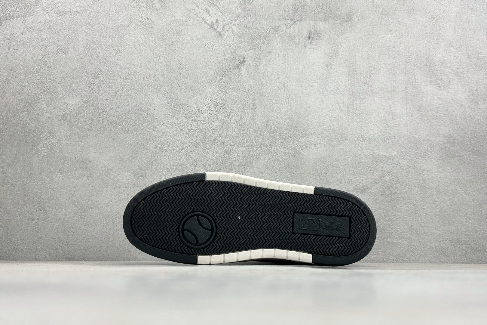 MLB NY 印花网红老爹鞋 定制涂鸦恶作剧内增高6cm 原厂原档案数据开发 进口纳米材质 原厂全套手提