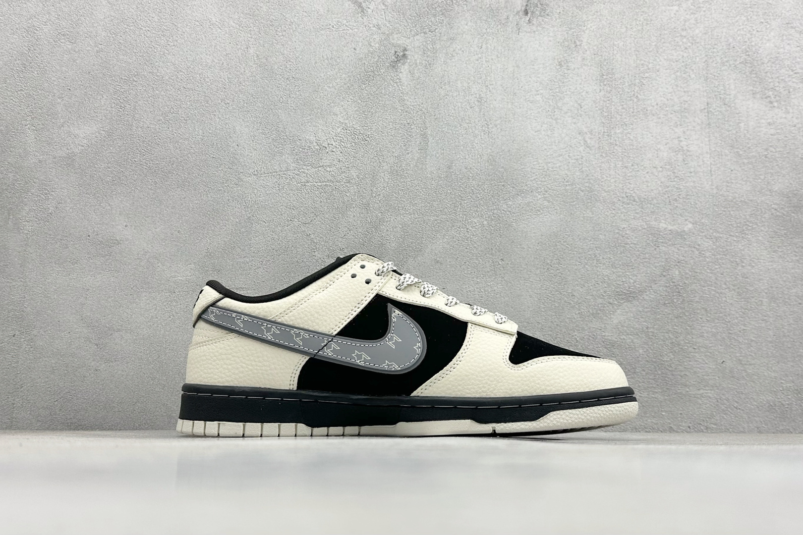 Nike SB Dunk Low“ NIKE高达—米黑灰” 周年高端定制 低帮休闲板鞋 DN3168-004