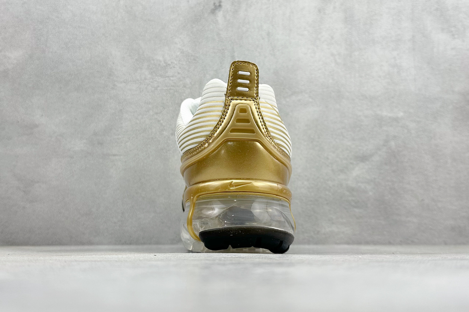 YH版 Nike Air Vapor 360 全掌大气垫透气跑步鞋 CK9670-101