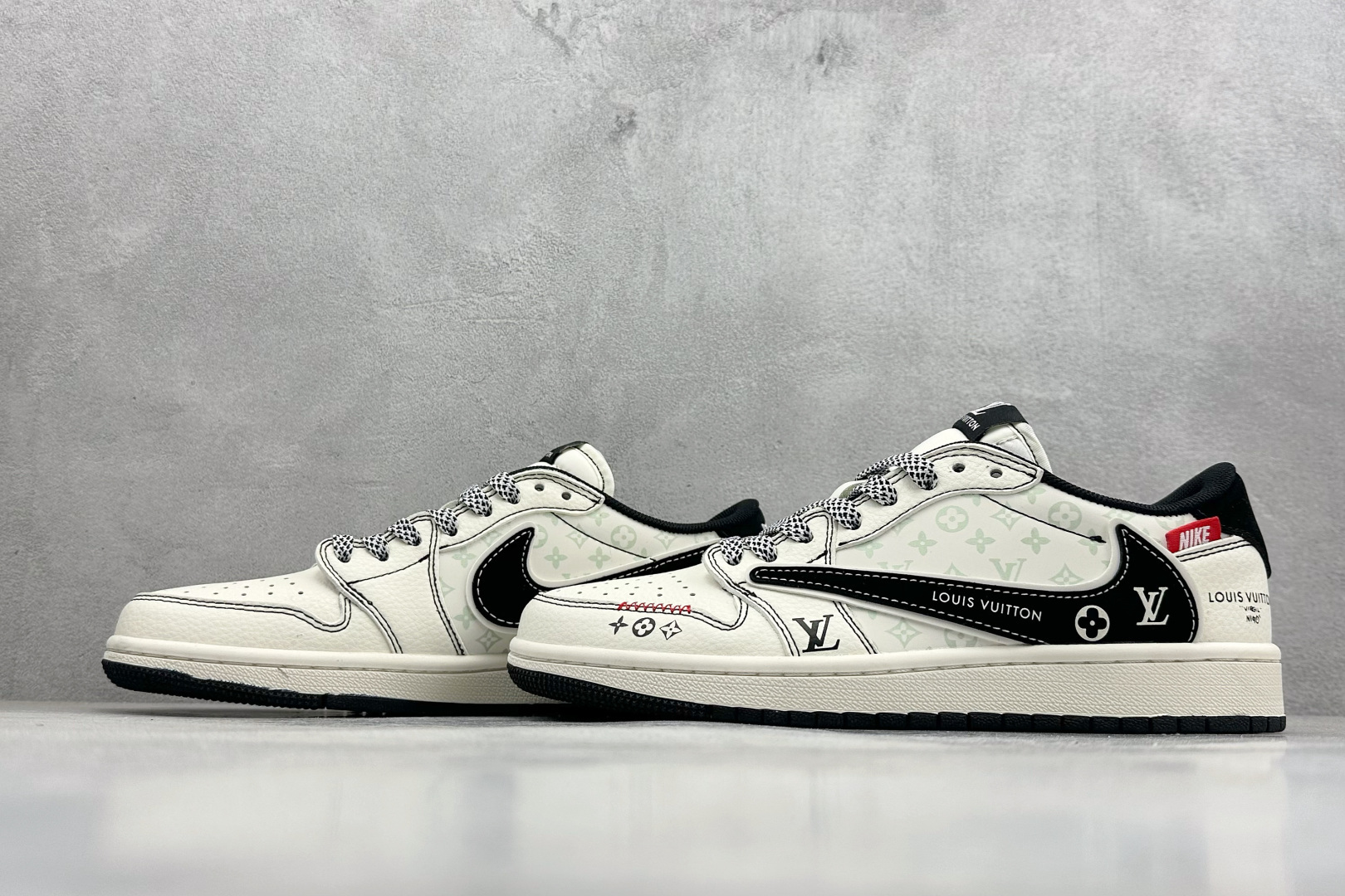 XC版Travis Scott x Fragment Design x Air Jordan 1 Low SP AJ1 乔1 LV联名 黑勾红标 低帮文化休闲板鞋 CX5050-Y30