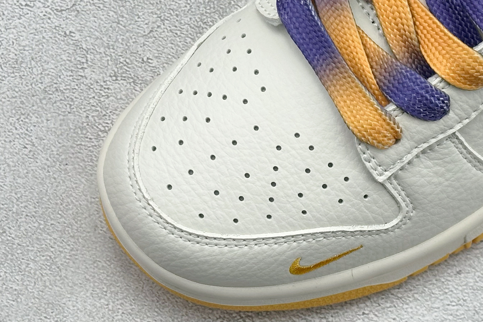 XC版Nike SB Dunk Low NBA联名 紫金湖人 周年高端定制 低帮休闲板鞋 CS1688-107