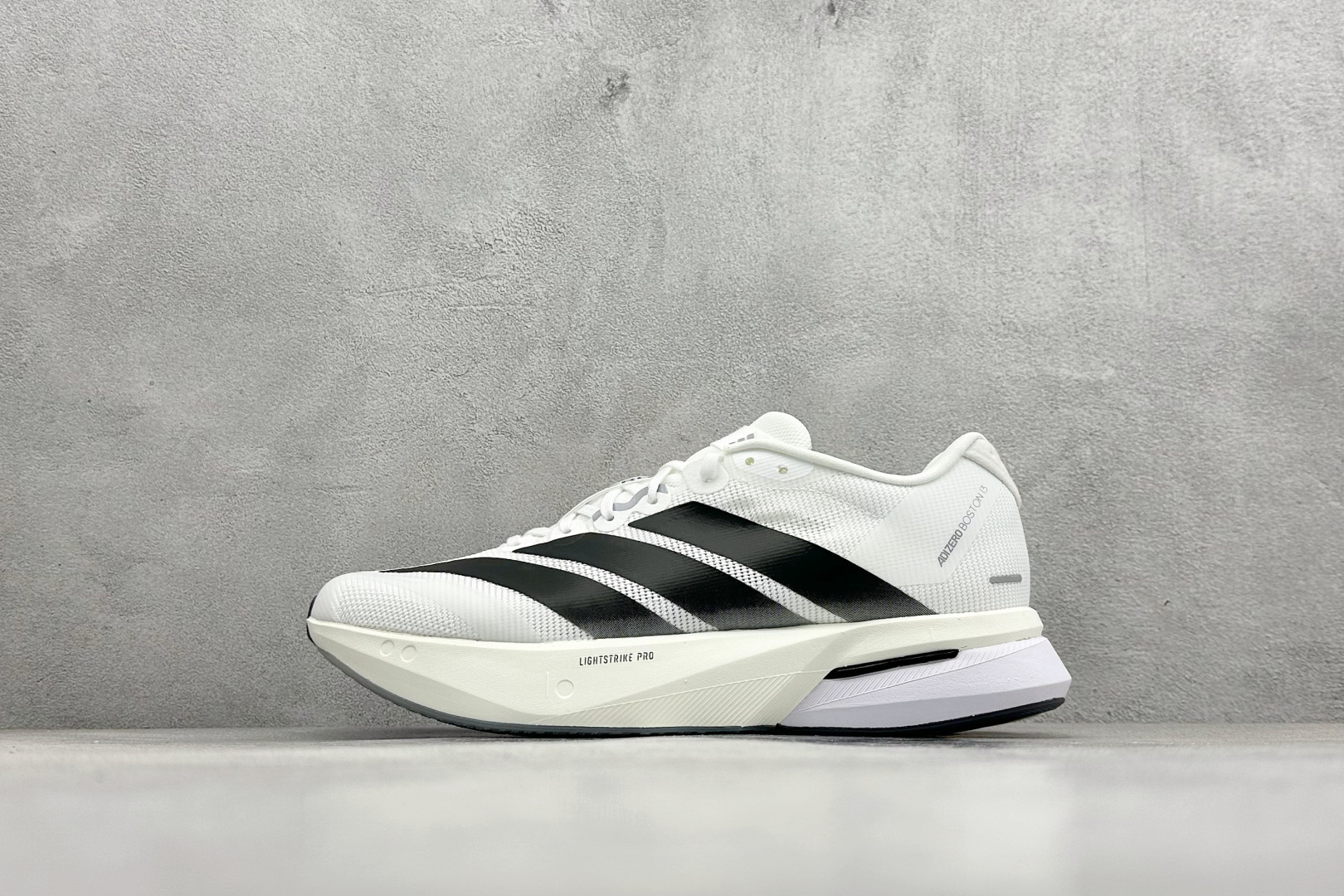 🌾 RS版Adidas ADIZERO BOSTON 13 泡棉搭配碳纤维板 缓震透气跑步鞋 专为中长跑