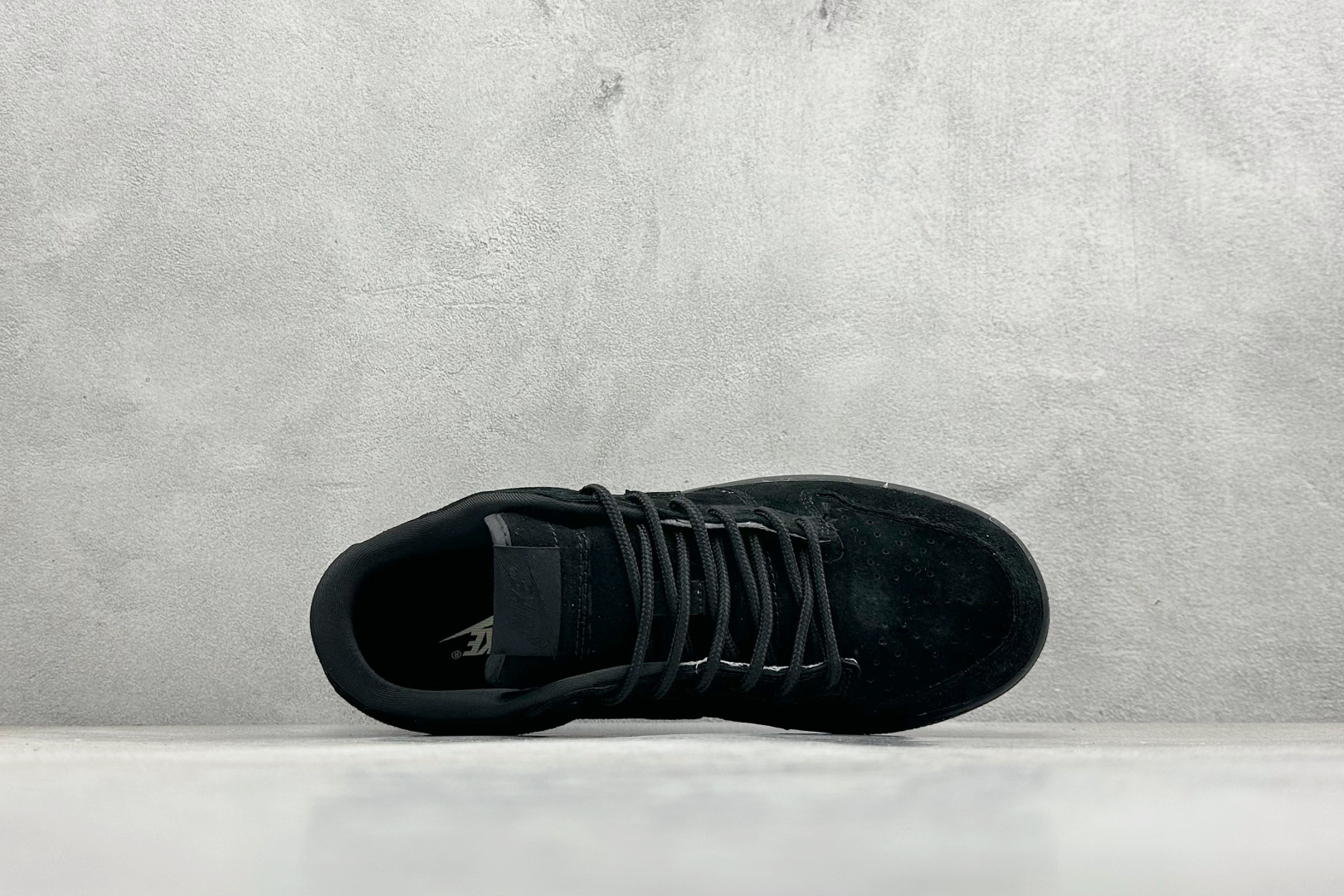 280 放店私 Nike SB Dunk Low “Superme联名------黑色猪八” 高端定制 低帮休闲板鞋 SD8888-004