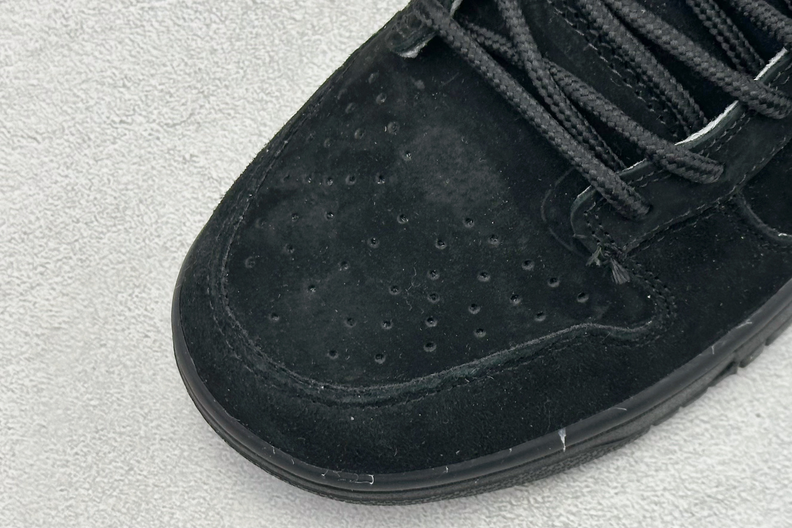 280 放店私 Nike SB Dunk Low “Superme联名------黑色猪八” 高端定制 低帮休闲板鞋 SD8888-004