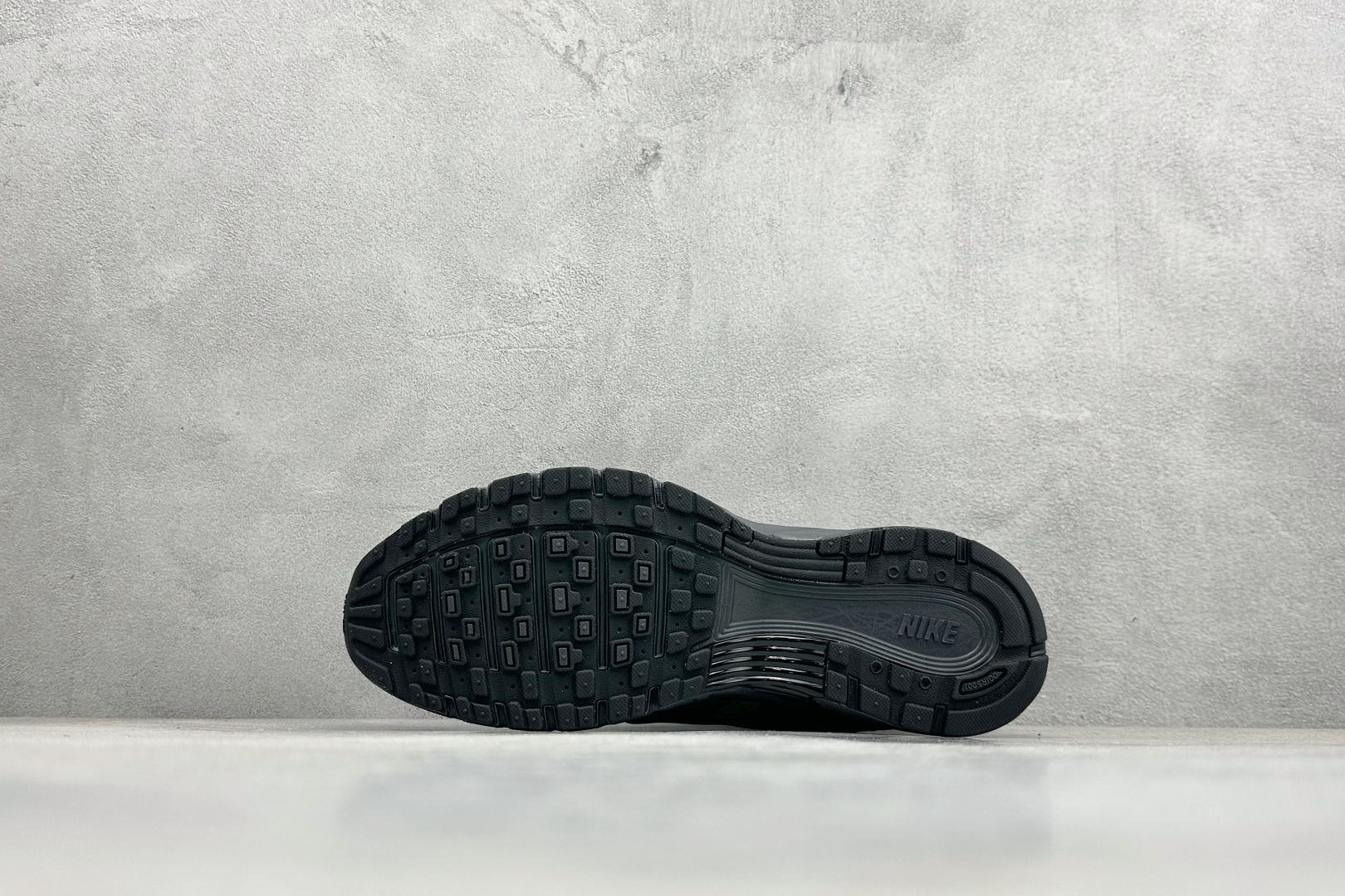 200 CS版Nike P-6000 Prm 复古休闲运动老爹鞋 IM6332-001