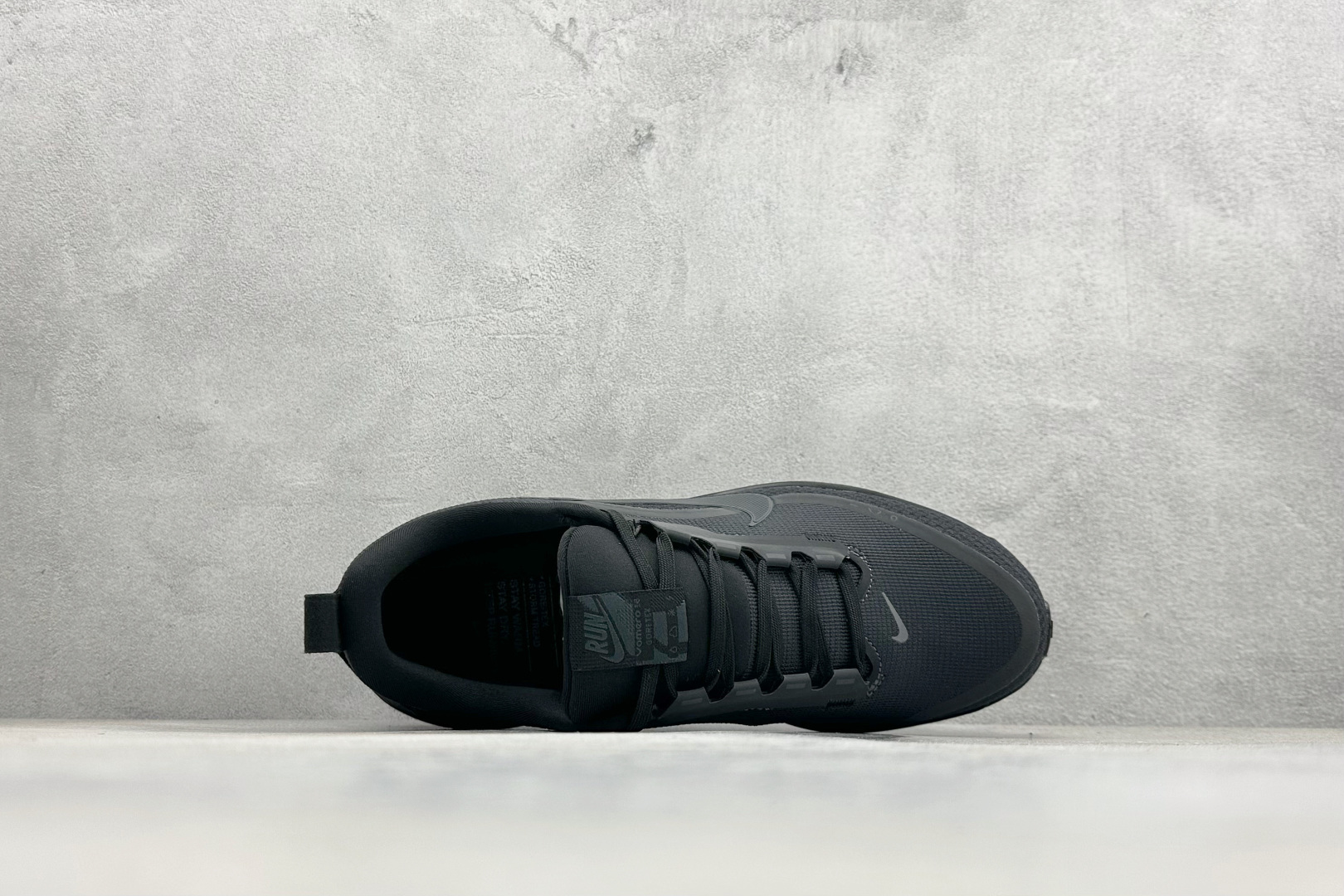 FS版Nike Air Zoom Vomero 18 GTX 缓震休闲跑鞋 HQ7001-001