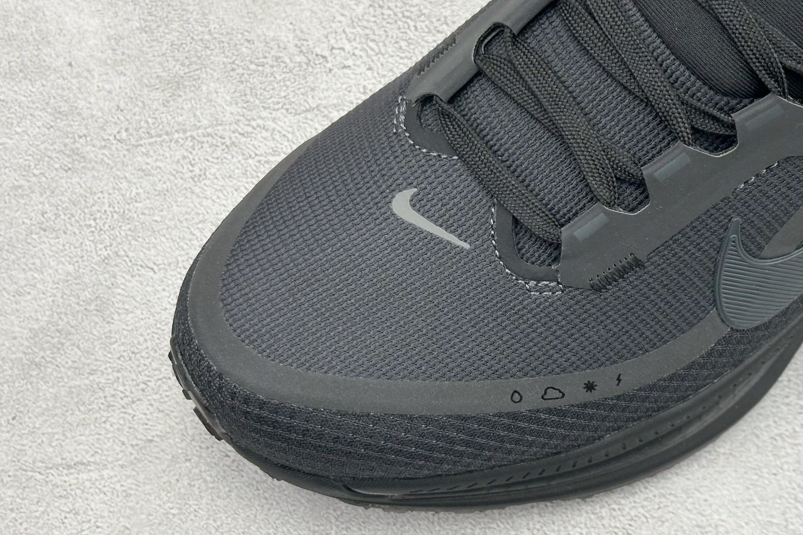 FS版Nike Air Zoom Vomero 18 GTX 缓震休闲跑鞋 HQ7001-001