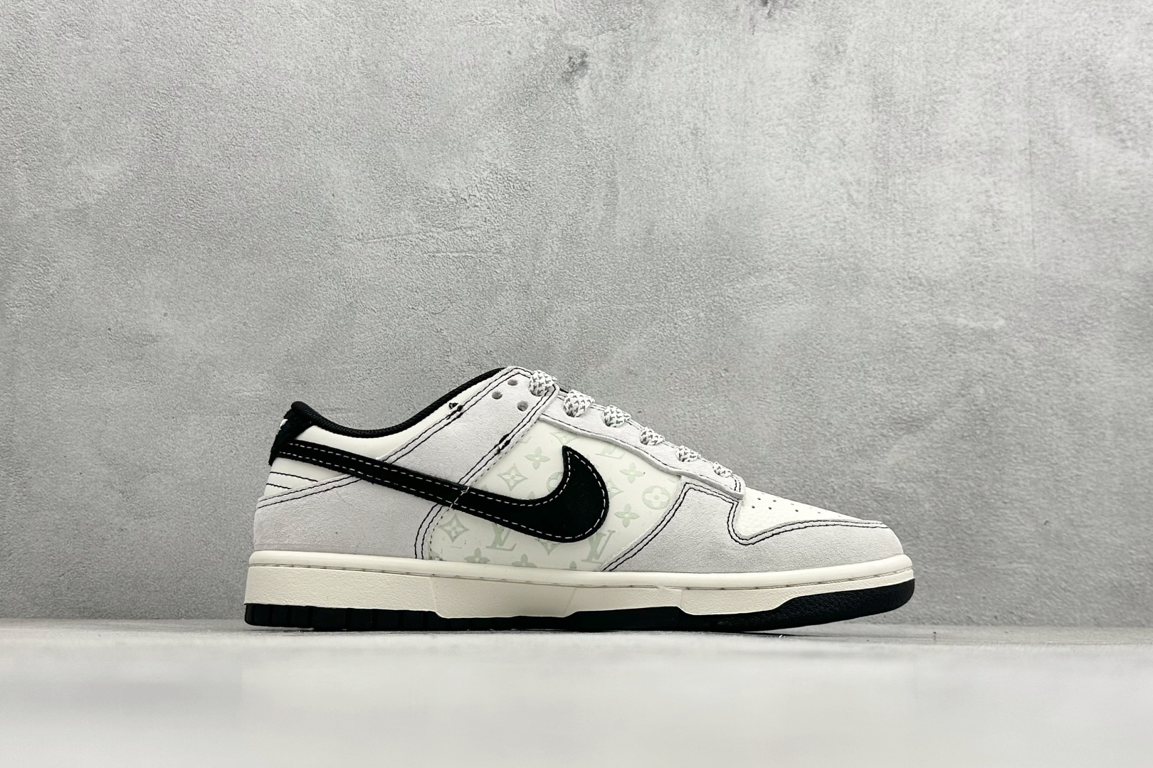 280 XC版Nike SB Dunk Low LV联名 灰猪八红黑小勾 周年高端定制 低帮休闲板鞋 CX5050-Y11