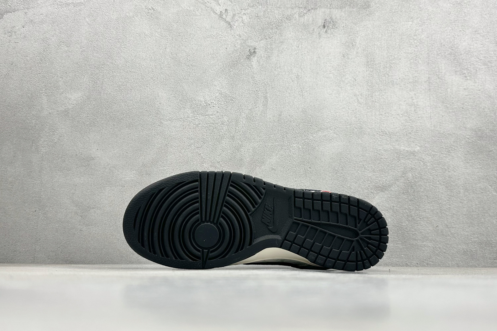 280 XC版Nike SB Dunk Low LV联名 灰猪八红黑小勾 周年高端定制 低帮休闲板鞋 CX5050-Y11