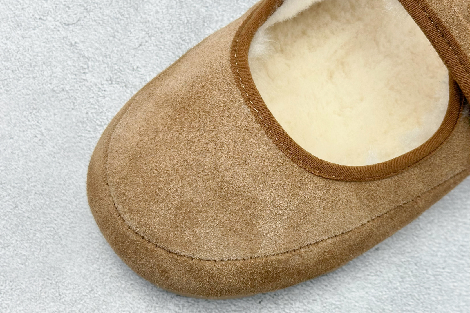 240 UGG 秋冬羊皮毛一体雪地靴 088-1-CHE