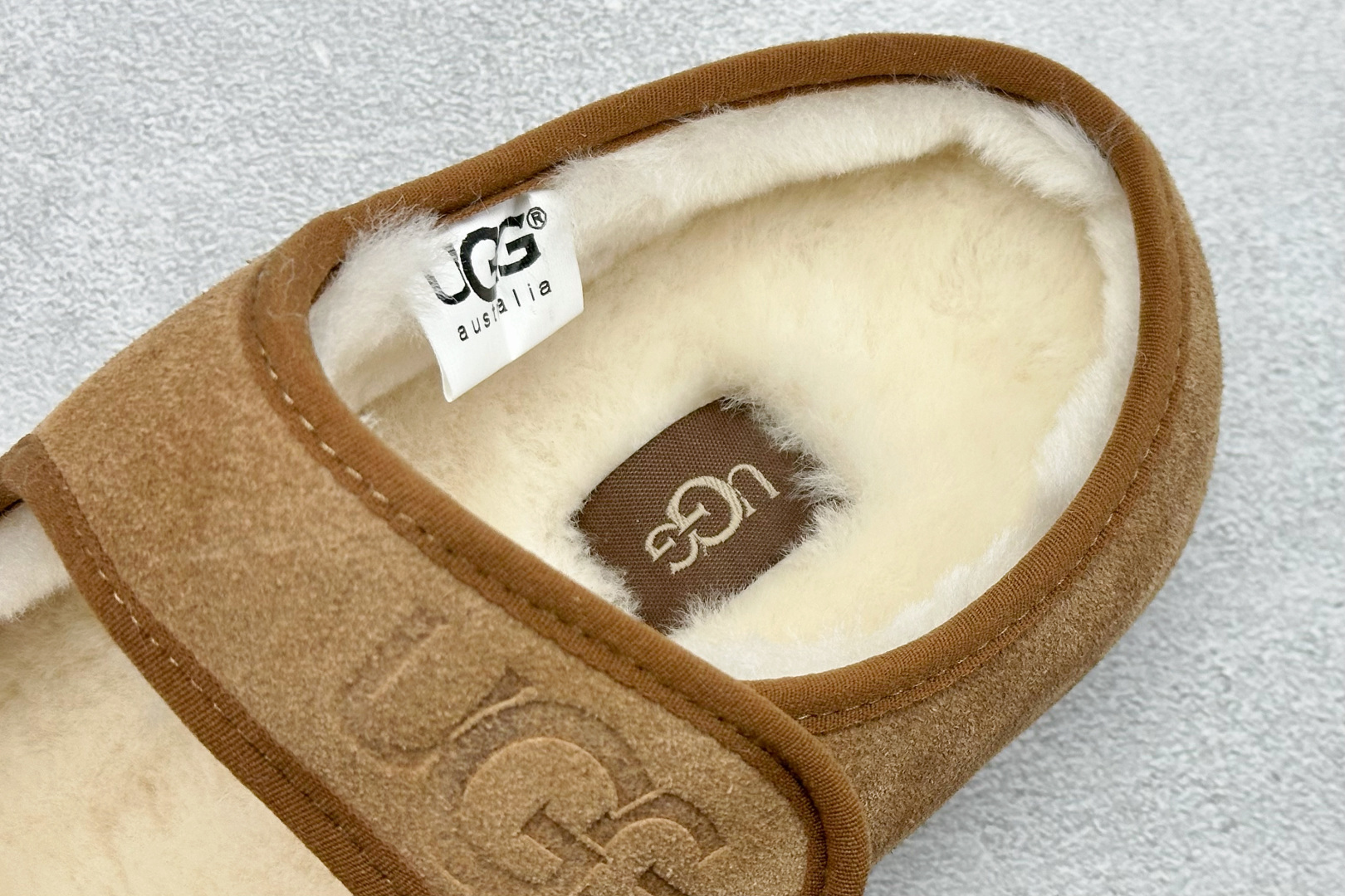 240 UGG 秋冬羊皮毛一体雪地靴 088-1-CHE