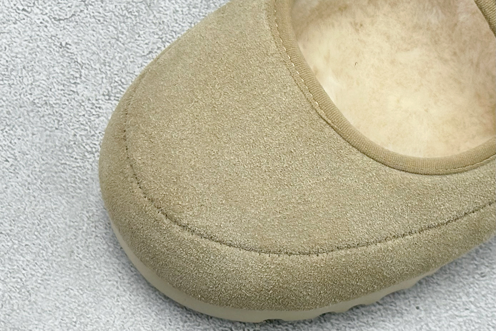 240 UGG 秋冬羊皮毛一体雪地靴 088-1-SAND