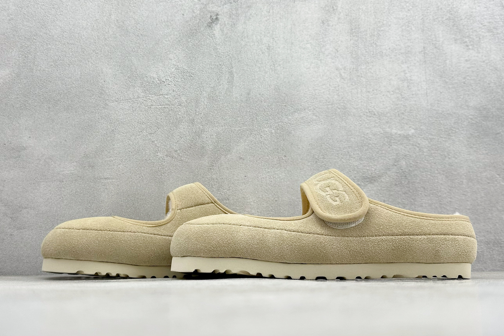 240 UGG 秋冬羊皮毛一体雪地靴 088-1-SAND