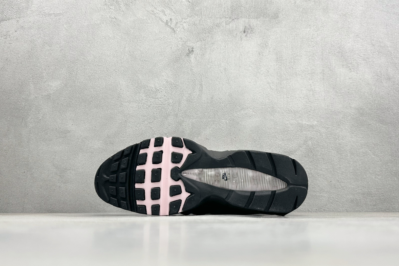 200 Nike Air Max 95 灰粉色 HJ5996-001