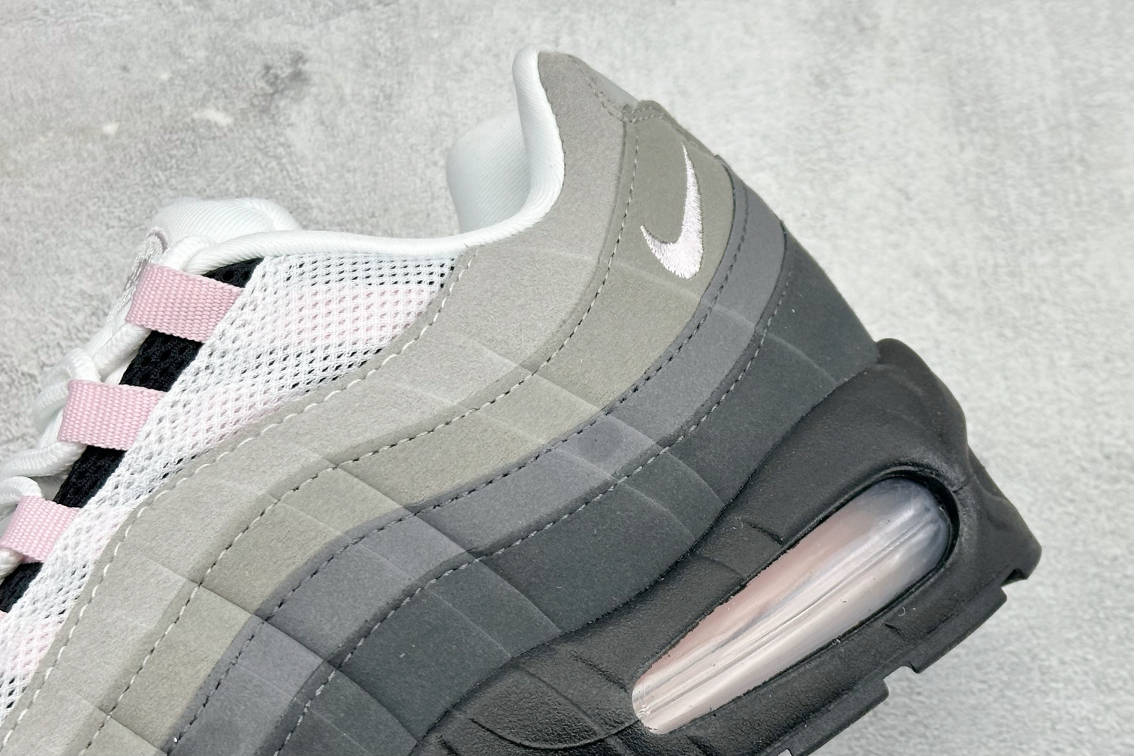 200 Nike Air Max 95 灰粉色 HJ5996-001