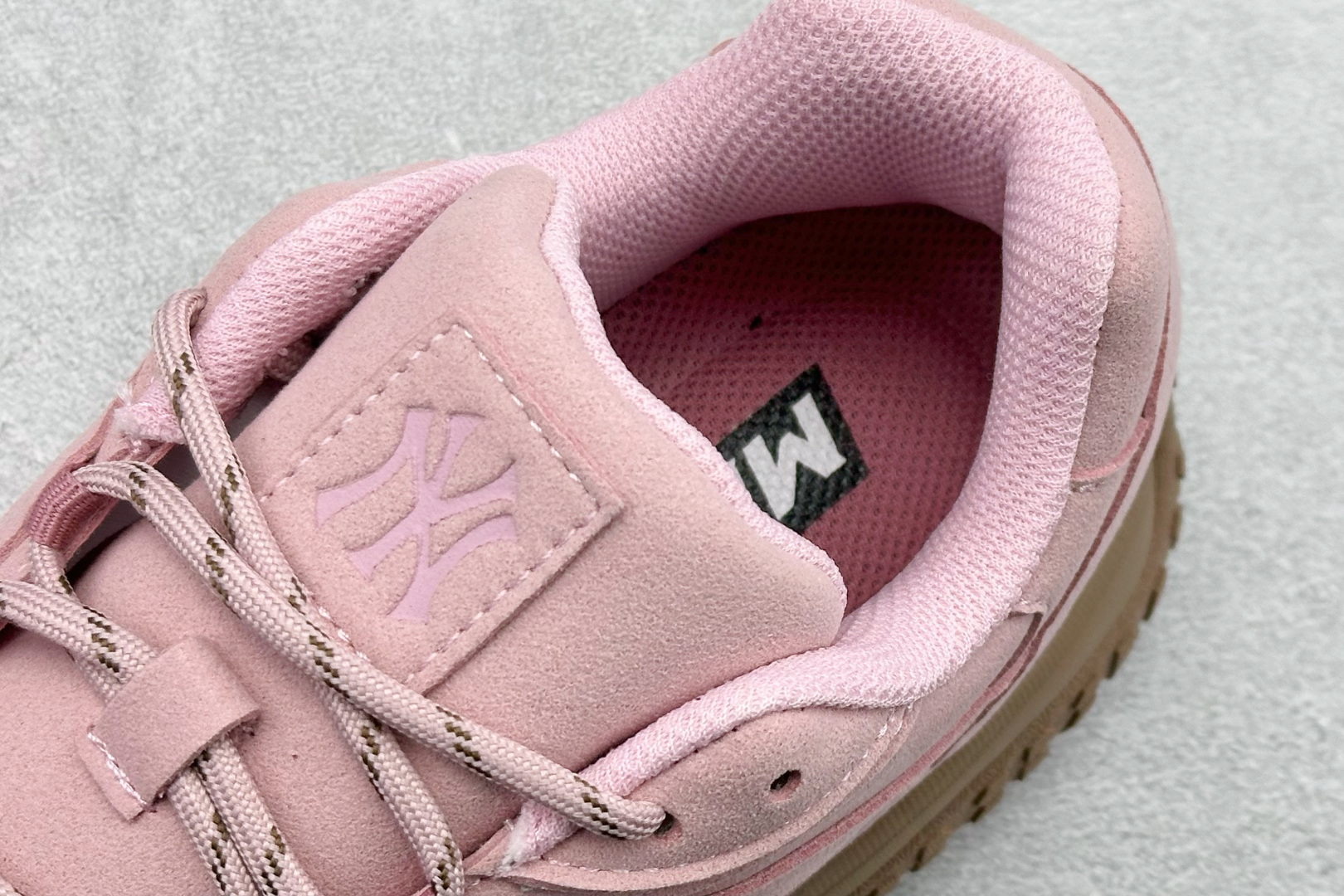 180 NY版MLB Trophy Vintage LT 纽约洋基队 休闲运动鞋 3ASXT015N50PKS