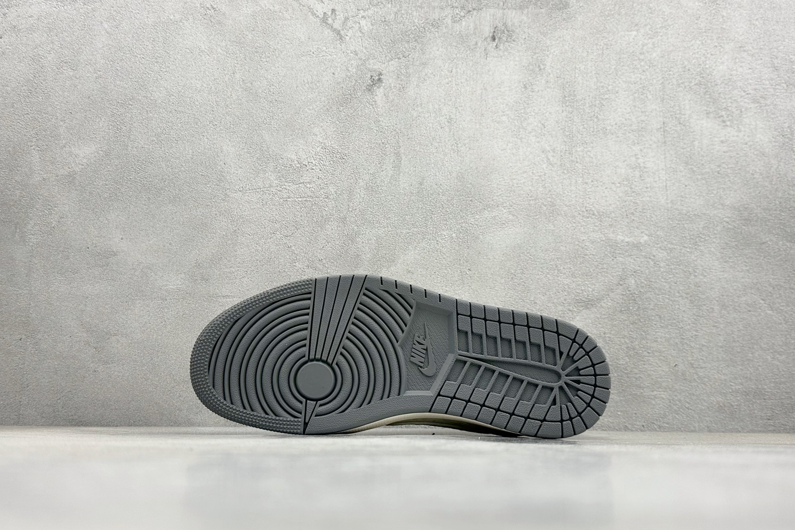 280 XC版Travis Scott x Fragment Design x Air Jordan 1 Low SP AJ1 乔1 LV联名 金属银 低帮文化休闲板鞋 XS7089-614