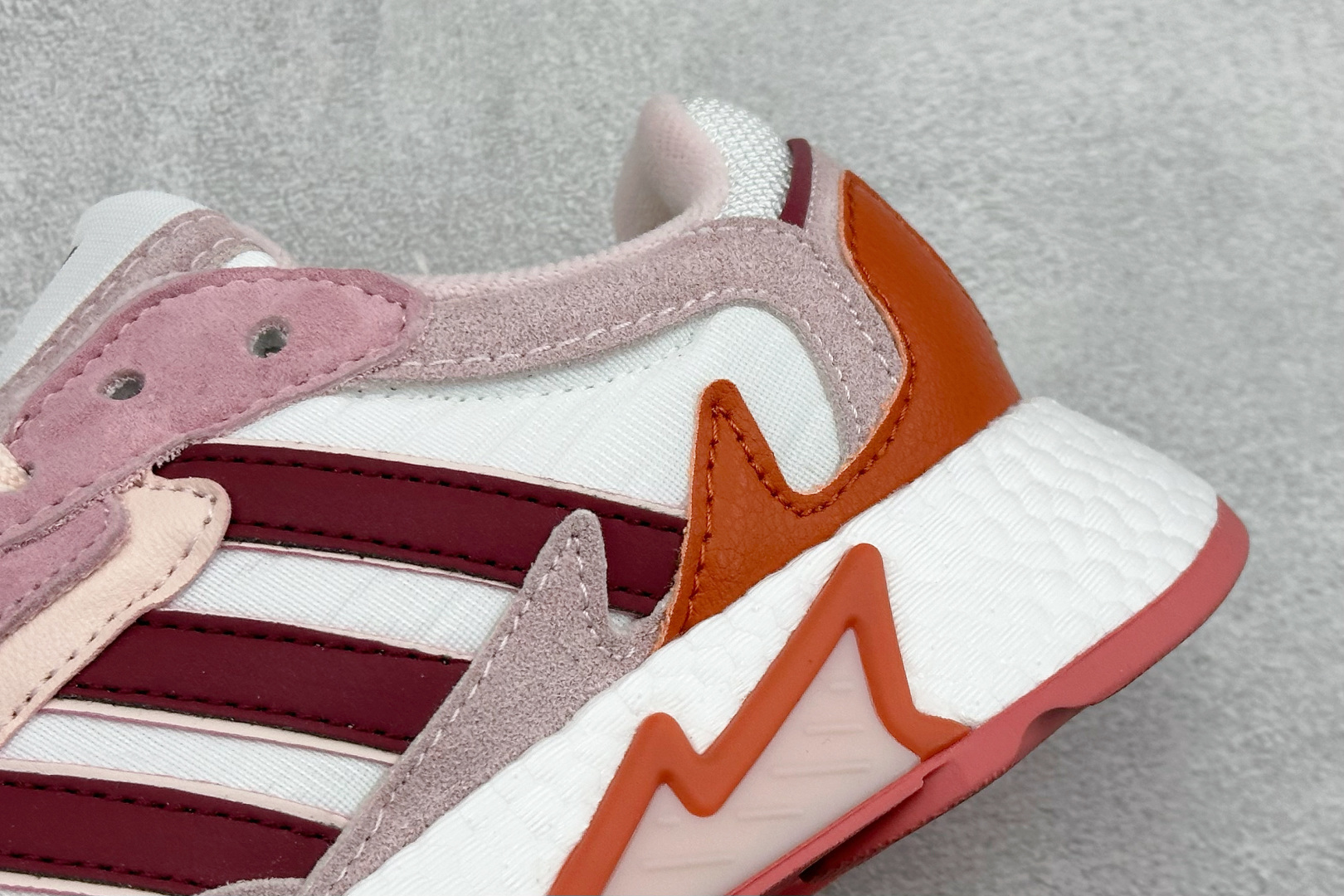 170 AdidTreRun Boo真爆米花复古休闲运动跑步鞋 FV4715