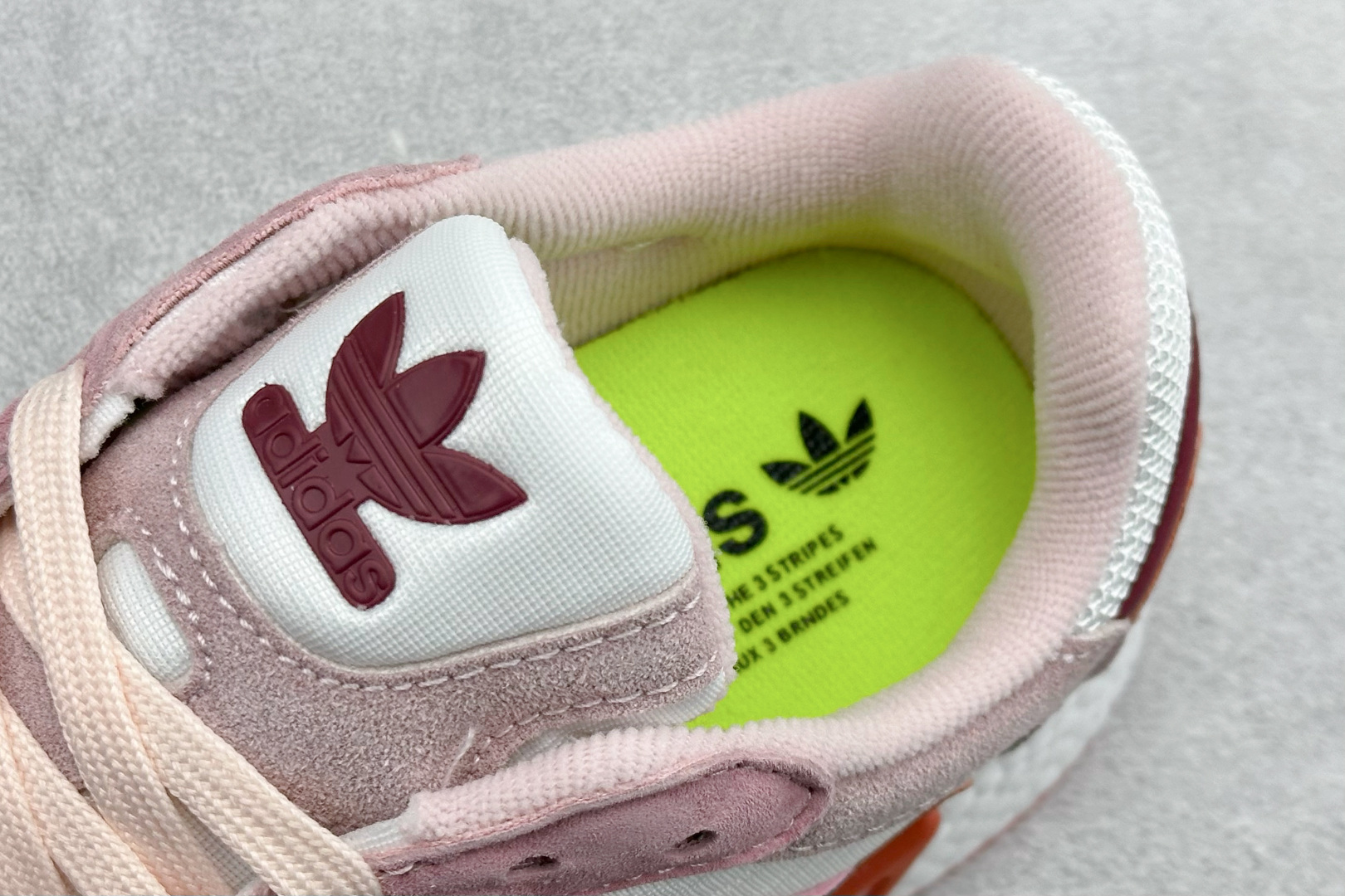 170 AdidTreRun Boo真爆米花复古休闲运动跑步鞋 FV4715