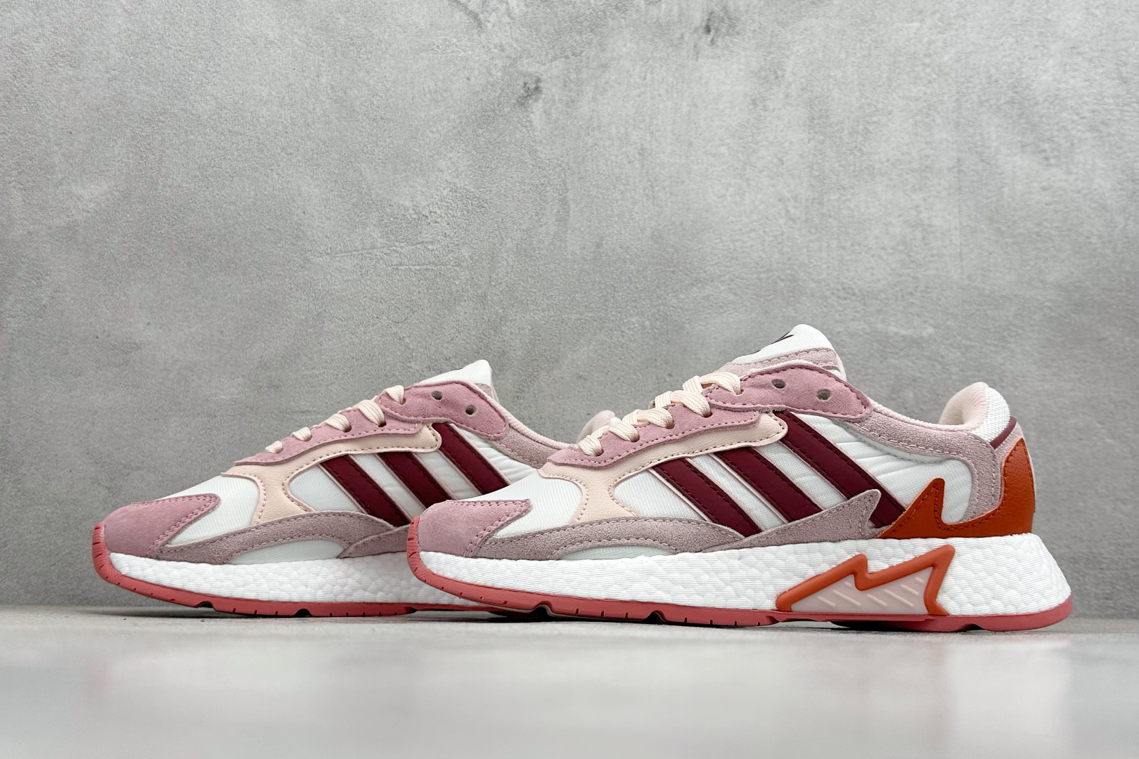 170 AdidTreRun Boo真爆米花复古休闲运动跑步鞋 FV4715