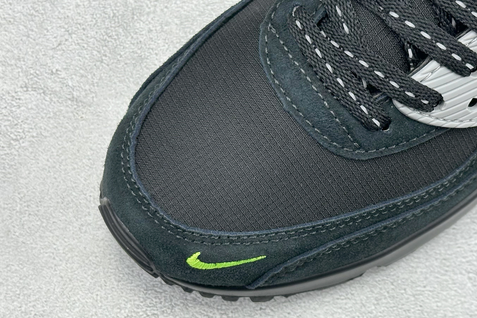 180 NK Air MAX 90 气垫复古减震跑步鞋 FN6958-101