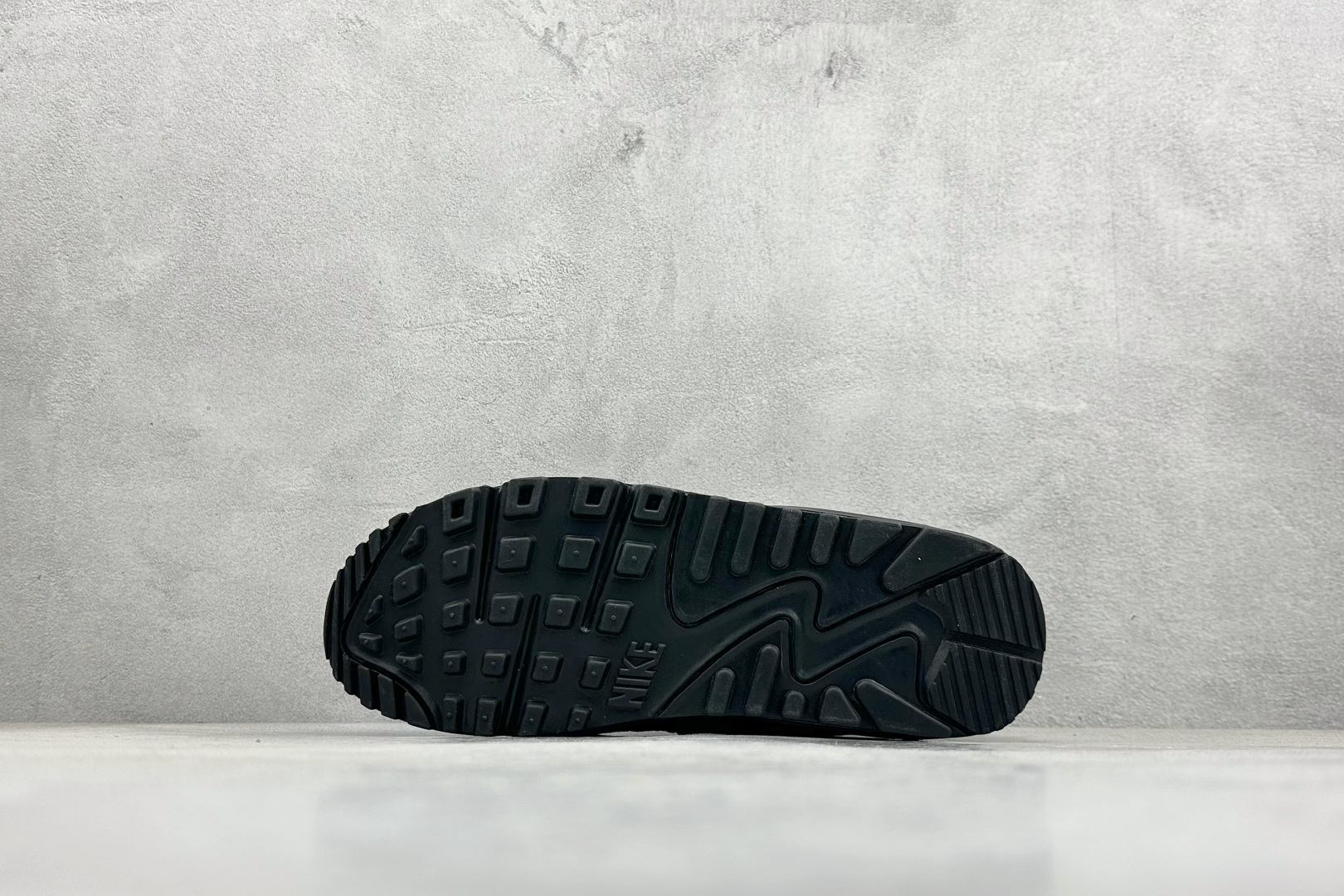 180 NK Air MAX 90 气垫复古减震跑步鞋 FN6958-101