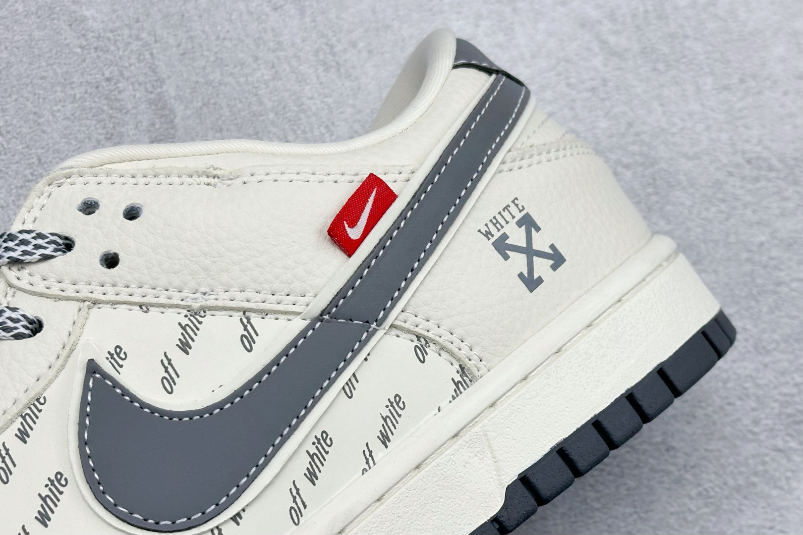 280 Nike SB Dunk Low “off white联名------白灰双沟” 高端定制 低帮休闲板鞋 SD8888-005