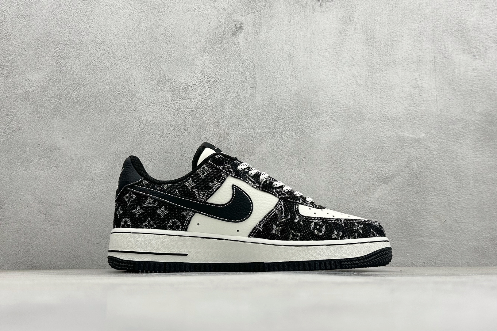 260 SC版NIke Air Force 1 '07 Low “LV联名--白黑牛仔” 空军一号低帮 运动鞋 休闲鞋 NH0601-579
