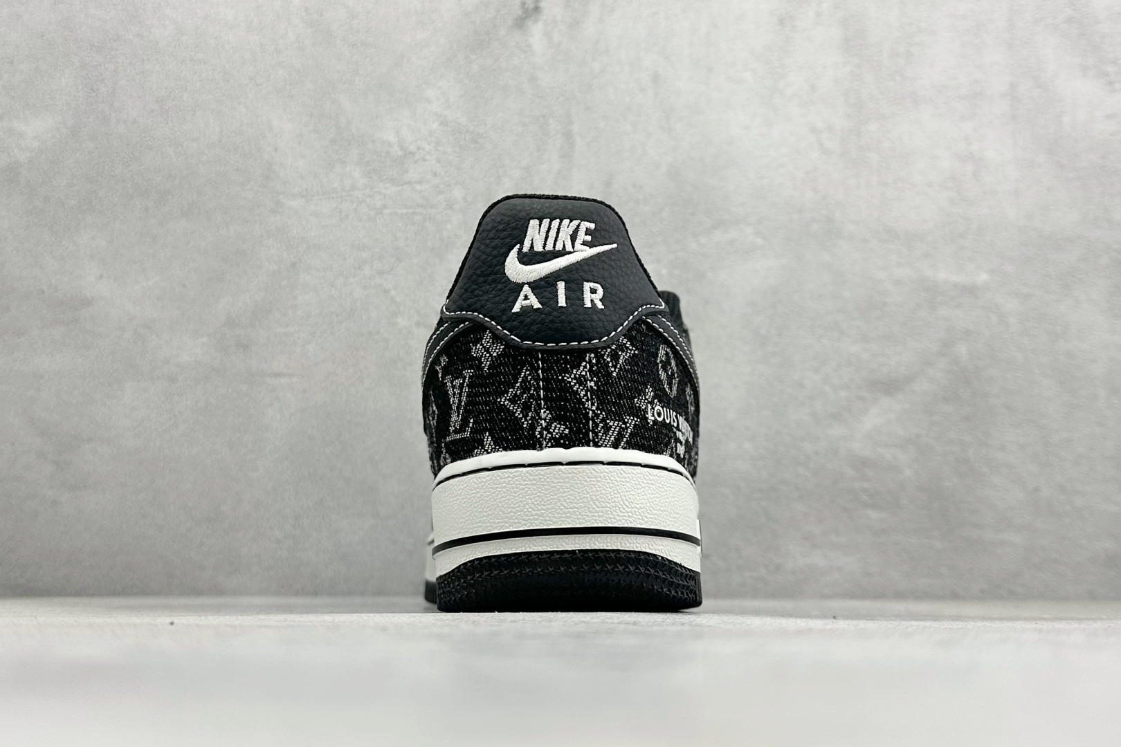 260 SC版NIke Air Force 1 '07 Low “LV联名--白黑牛仔” 空军一号低帮 运动鞋 休闲鞋 NH0601-579