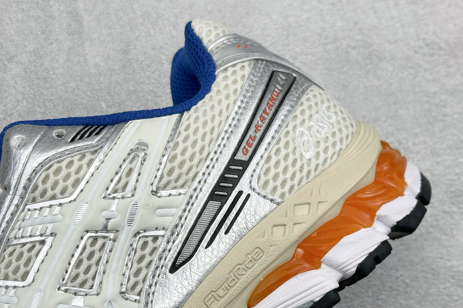 200 CH版Asics Gel-Kayano 12.1 亚瑟士 运动休闲透气专业跑鞋 1203A555-101