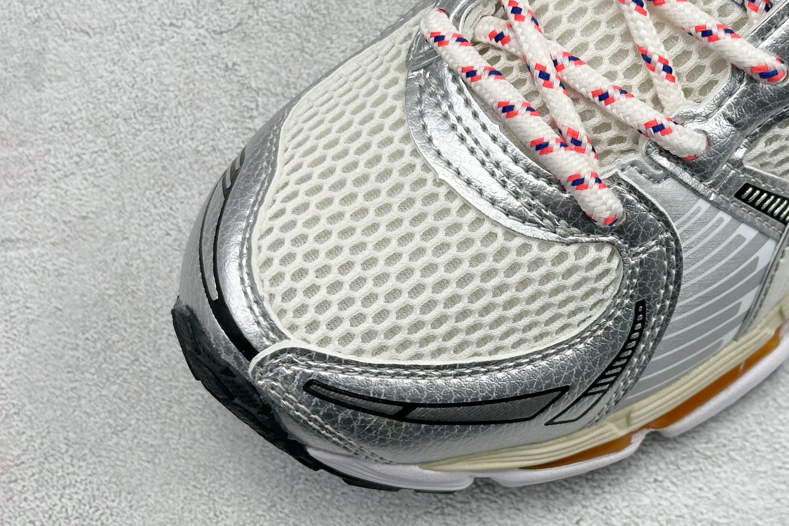 200 CH版Asics Gel-Kayano 12.1 亚瑟士 运动休闲透气专业跑鞋 1203A555-101