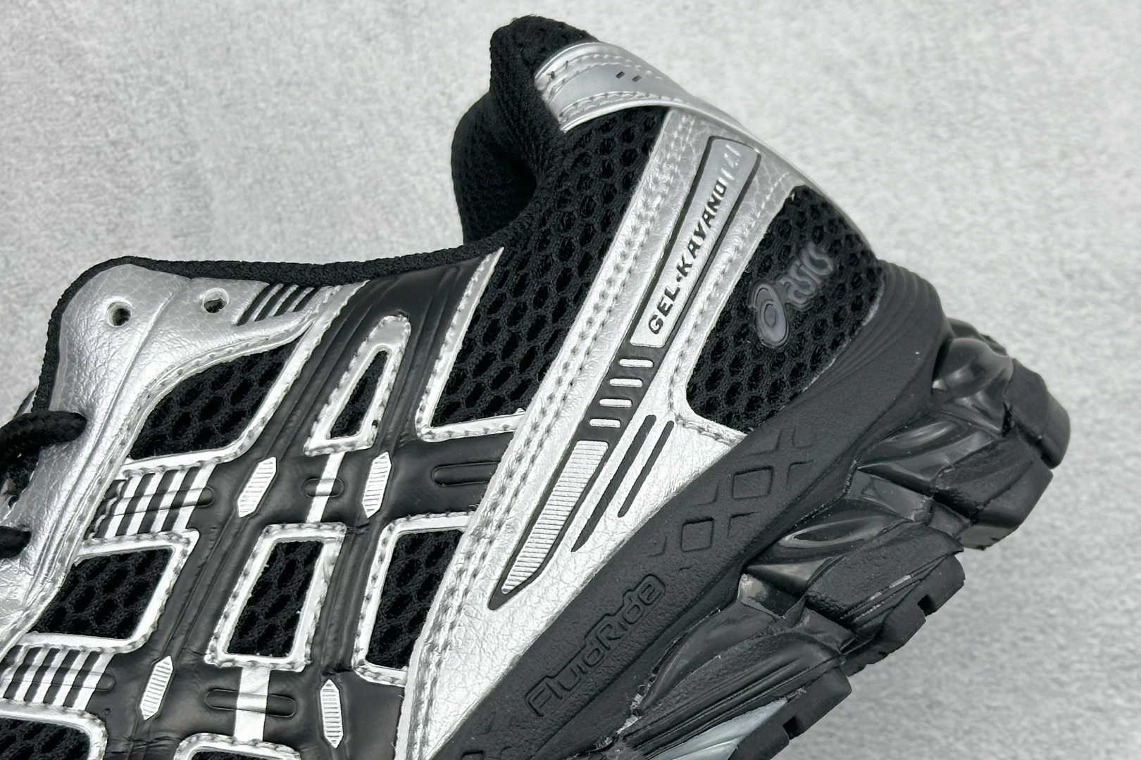 200 CH版Asics Gel-Kayano 12.1 亚瑟士 运动休闲透气专业跑鞋 1203A759-001