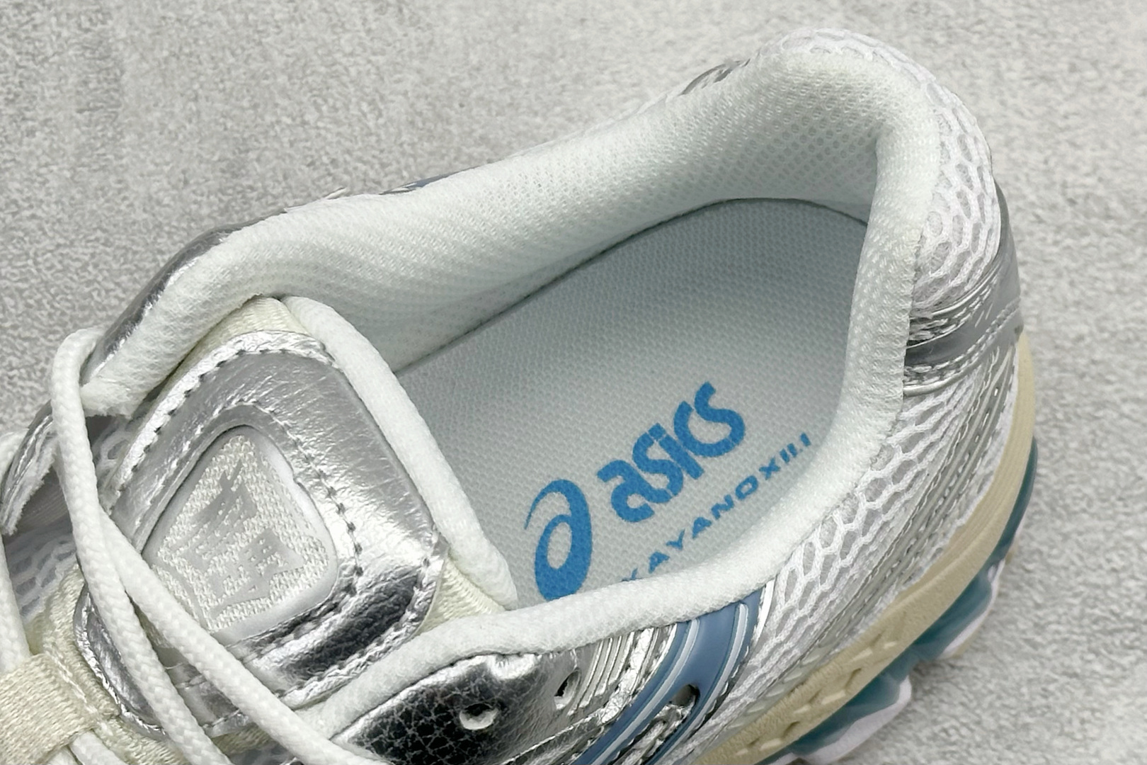200 CH版Asics Gel-Kayano 12.1 亚瑟士 运动休闲透气专业跑鞋 1203A759-101