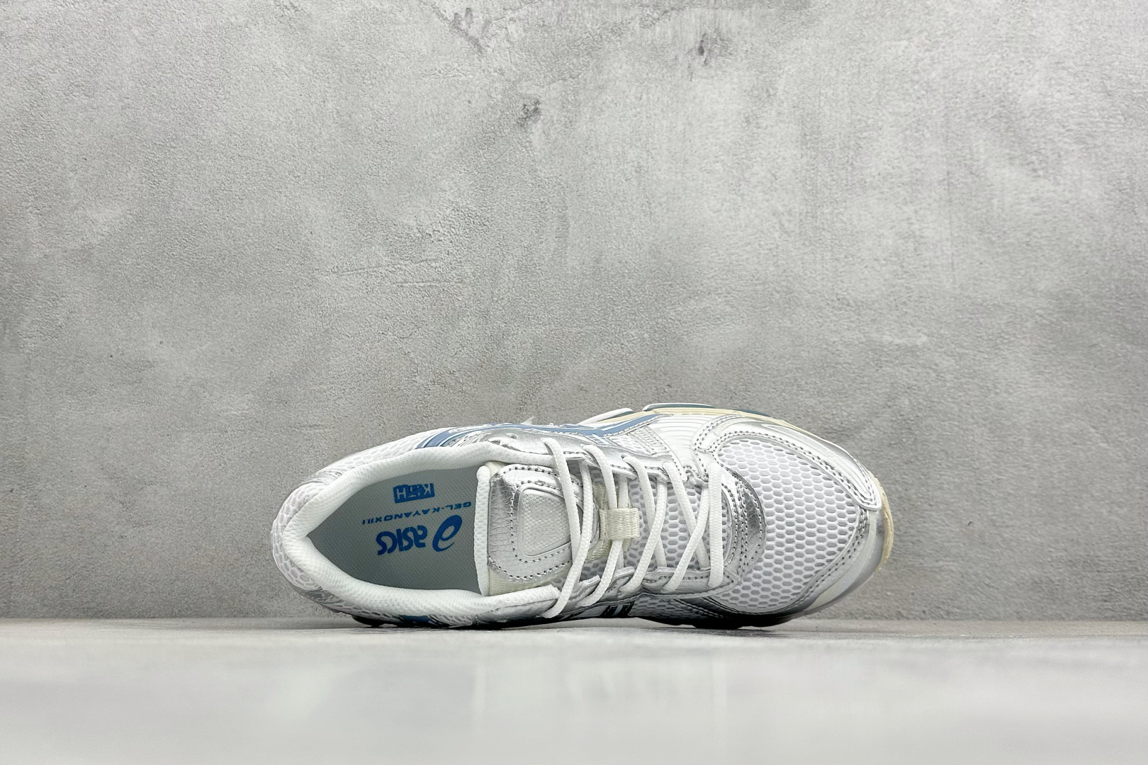 200 CH版Asics Gel-Kayano 12.1 亚瑟士 运动休闲透气专业跑鞋 1203A759-101