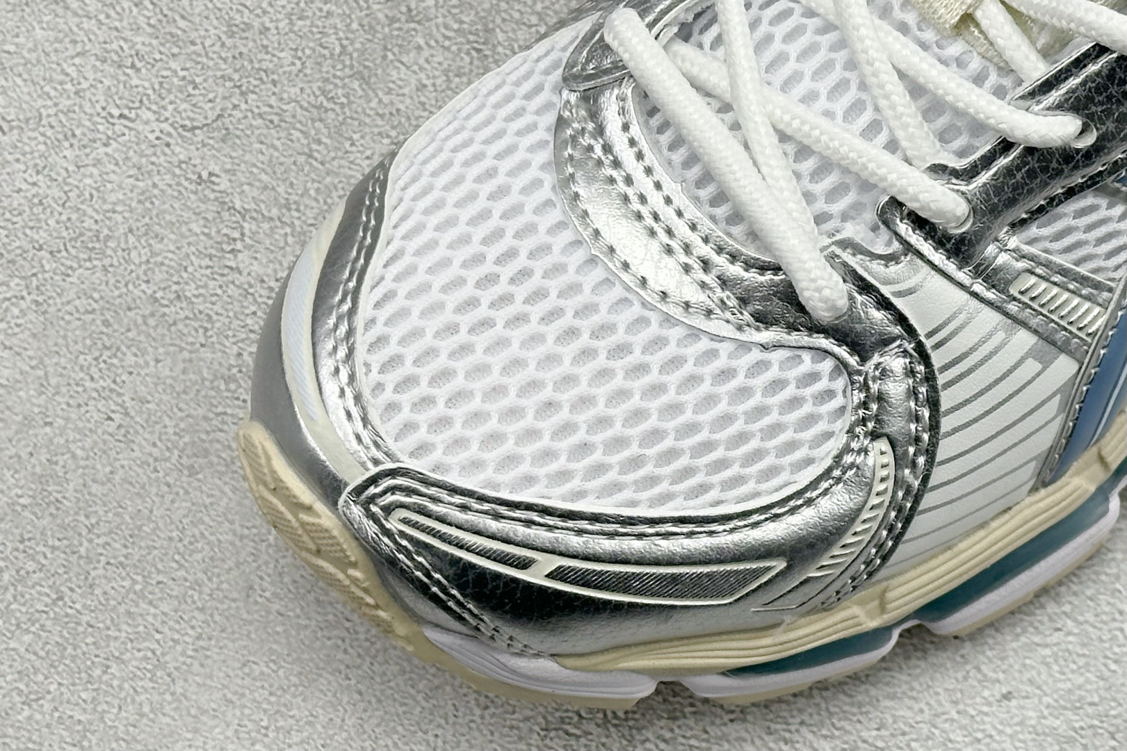 200 CH版Asics Gel-Kayano 12.1 亚瑟士 运动休闲透气专业跑鞋 1203A759-101