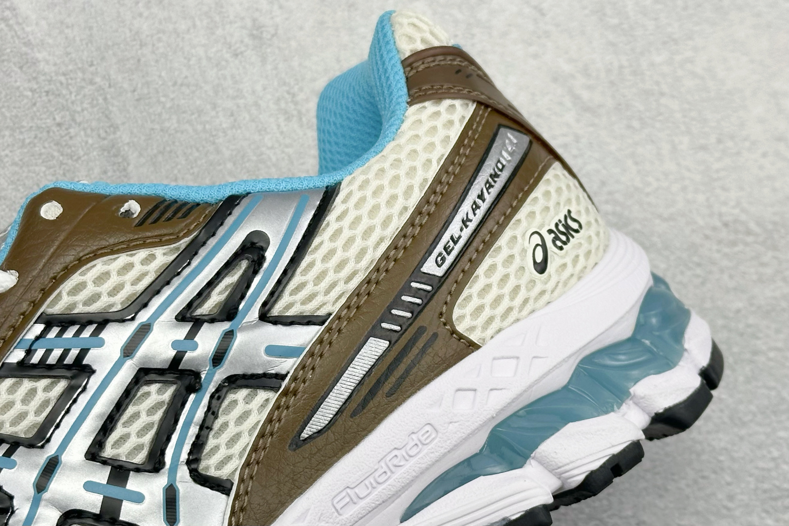 200 CH版Asics Gel-Kayano 12.1 亚瑟士 运动休闲透气专业跑鞋 1203A807-100