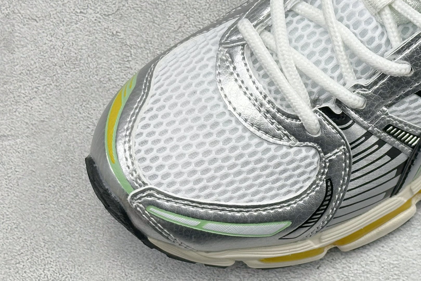 200 CH版Asics Gel-Kayano 12.1 亚瑟士 运动休闲透气专业跑鞋 1203A827-101