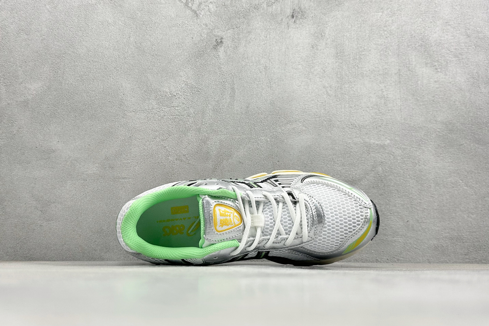 200 CH版Asics Gel-Kayano 12.1 亚瑟士 运动休闲透气专业跑鞋 1203A827-101