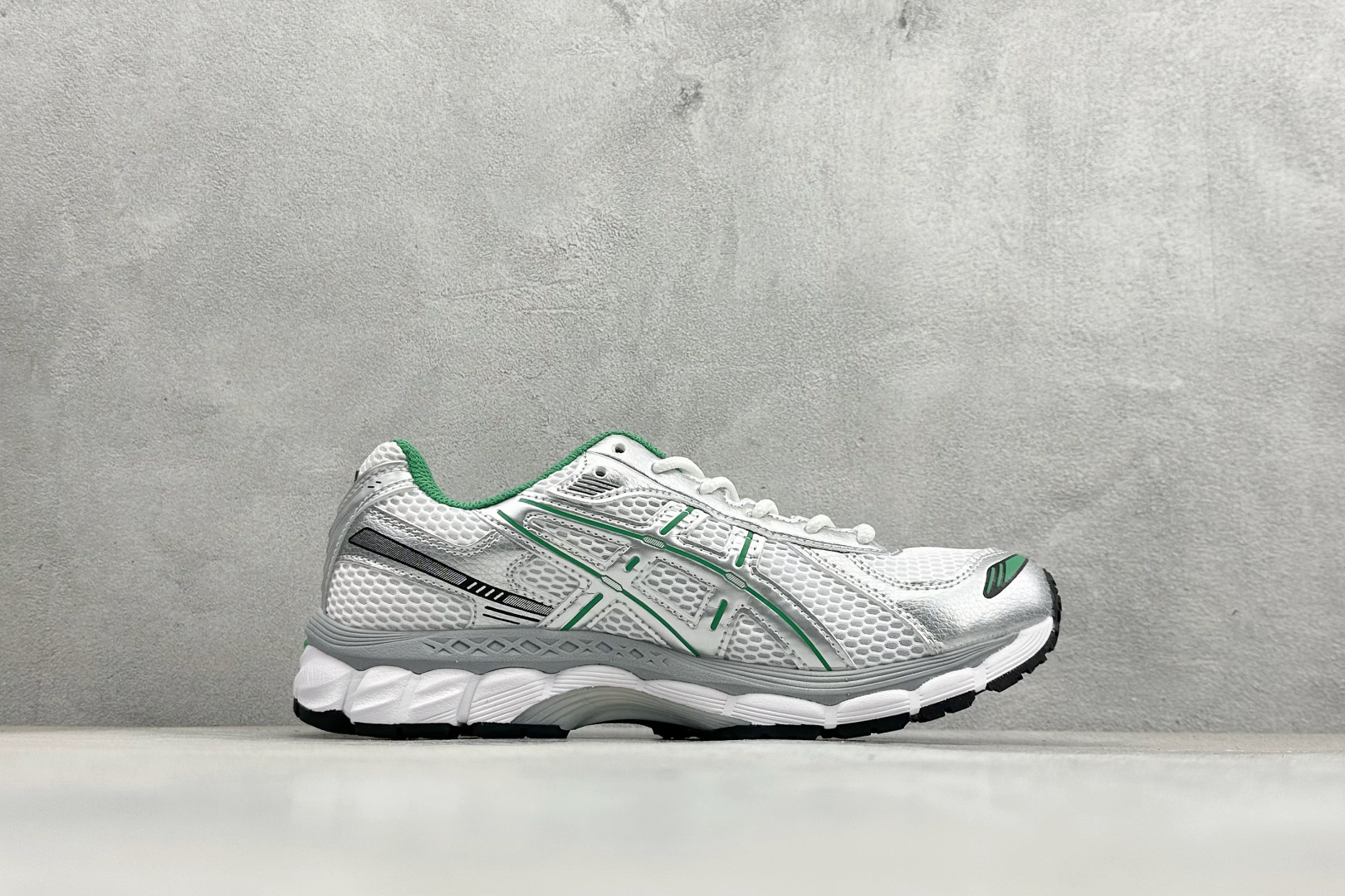 200 CH版Asics Gel-Kayano 12.1 亚瑟士 运动休闲透气专业跑鞋 1203A759-100