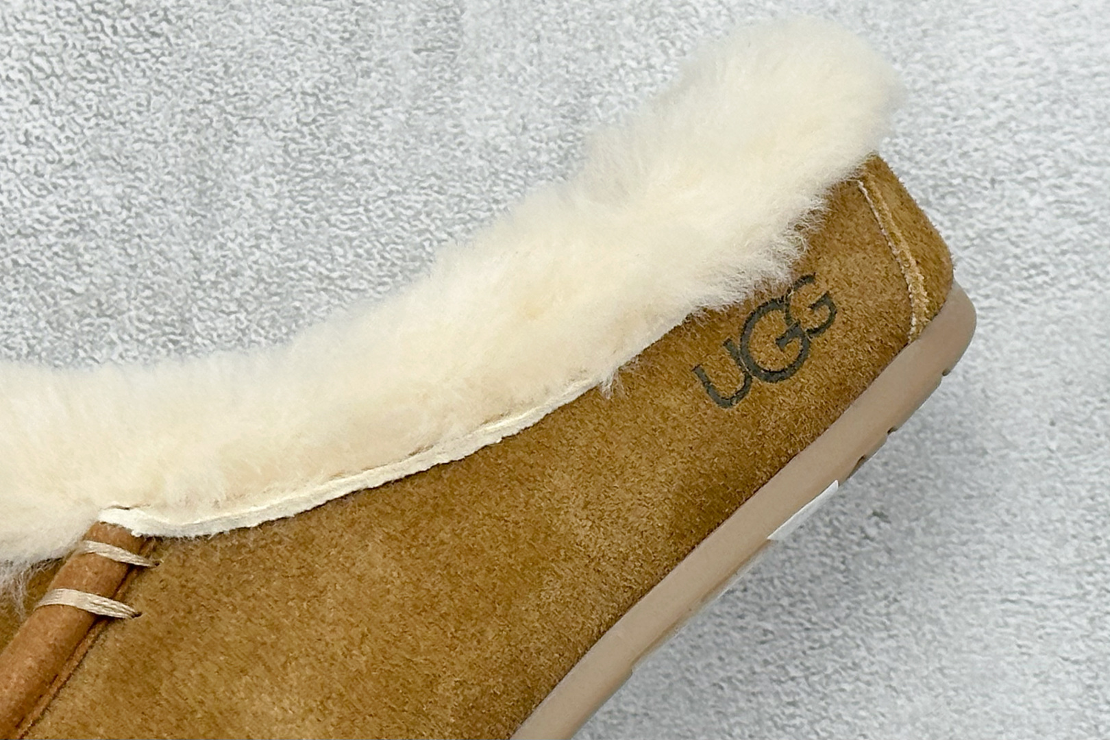 260 UGG 百搭单品 东莞纯原UGG 秋冬羊皮毛一脚蹬懒人鞋 1171391-CHE