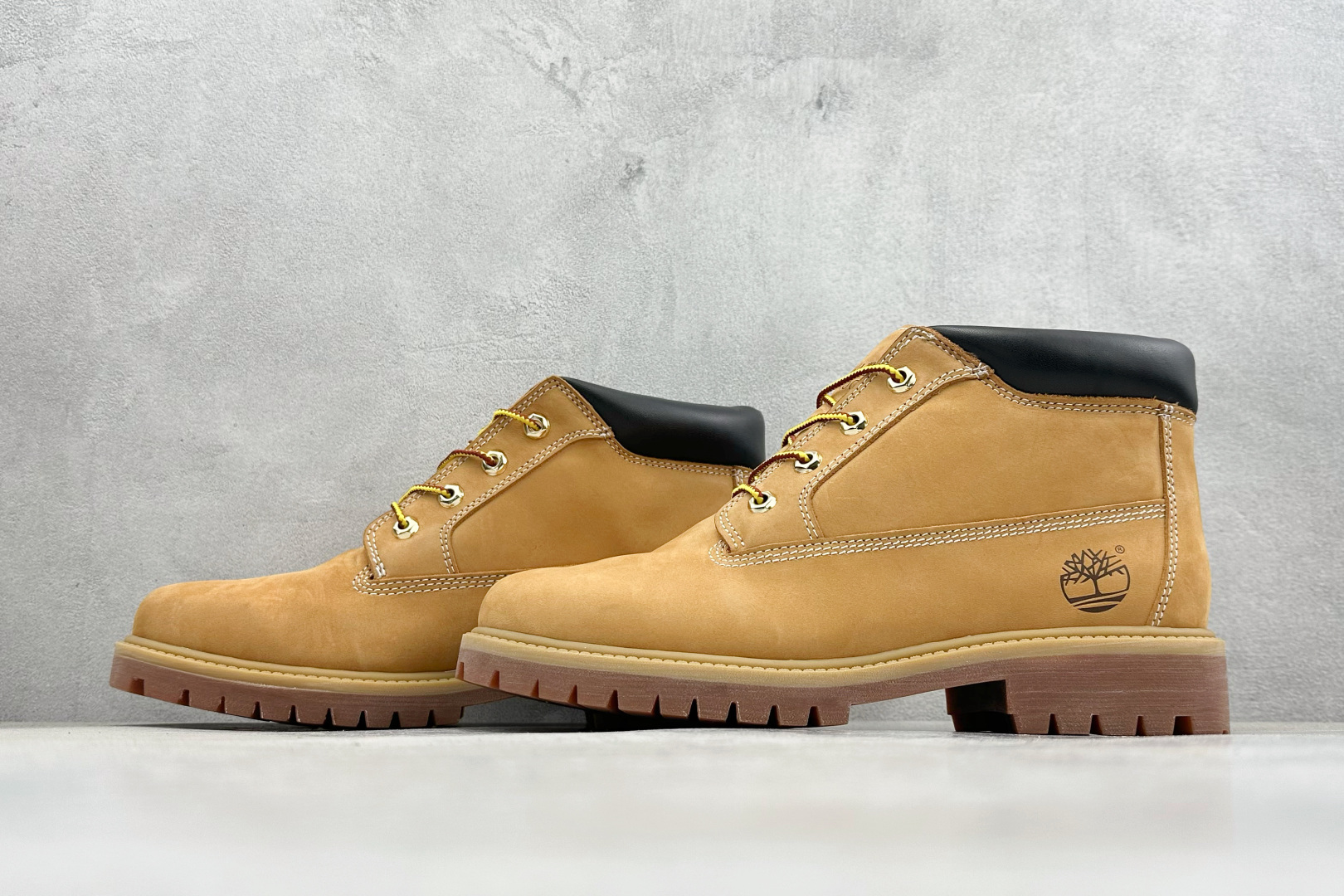 360 添柏岚／天伯伦Timberland Men's Classic Oxford Waterproof Boots男款低帮防水沙漠工装休闲马丁低靴“卡其棕” TB073537-001