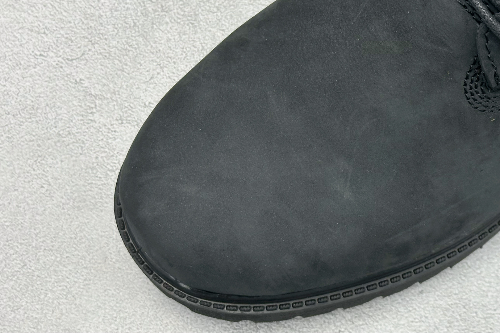 400 添柏岚／天伯伦Timberland Men's Classic Oxford Waterproof Boots高帮防水沙漠工装休闲马丁低靴“黑武士泥灰” TB073537-001