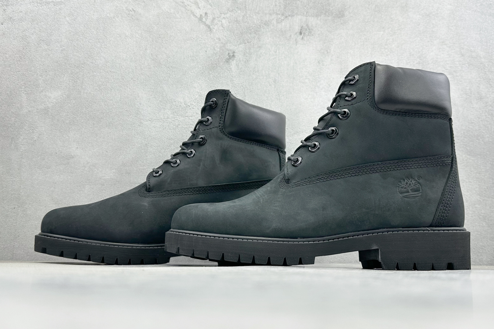 400 添柏岚／天伯伦Timberland Men's Classic Oxford Waterproof Boots高帮防水沙漠工装休闲马丁低靴“黑武士泥灰” TB073537-001
