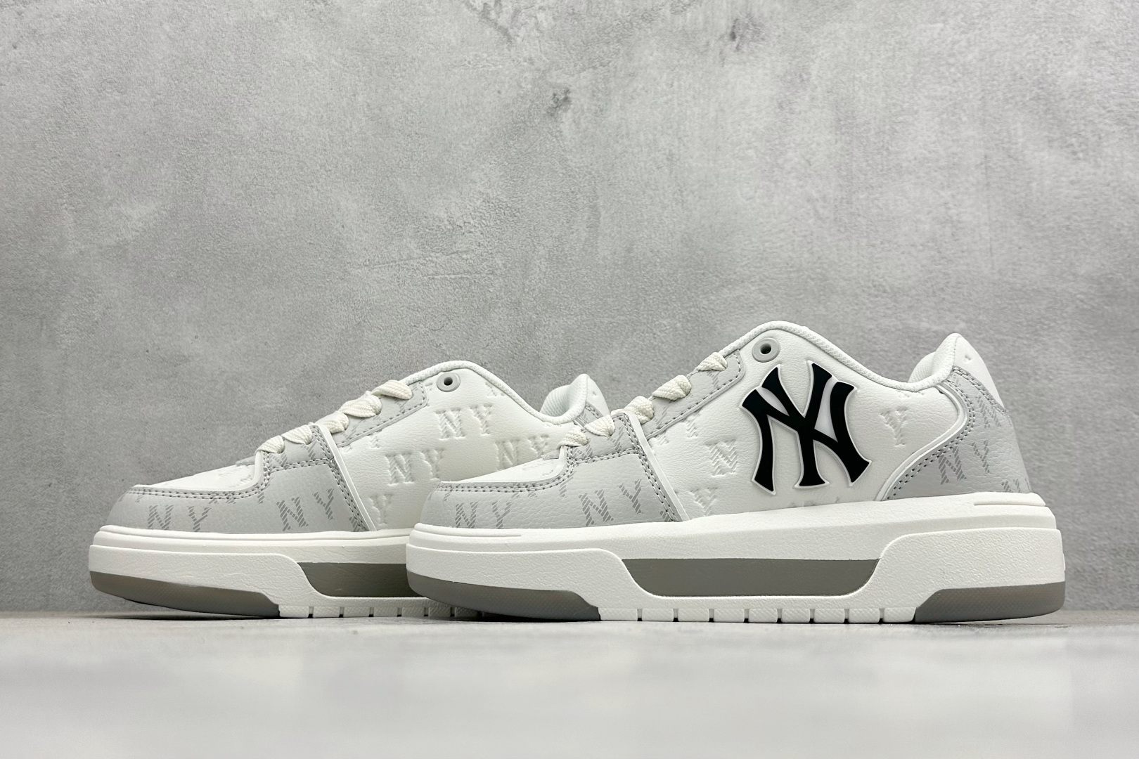 180 MLB Chunky Liner 学长系列低帮 轻量增高厚底百搭休闲运动慢跑鞋 3ASXM036N